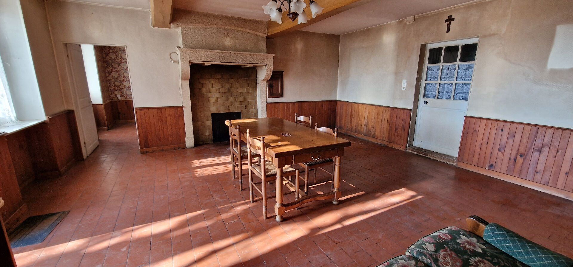 Photo VARENNE L'ARCONCE 6 pièce(s) 150 m2 image 4/6