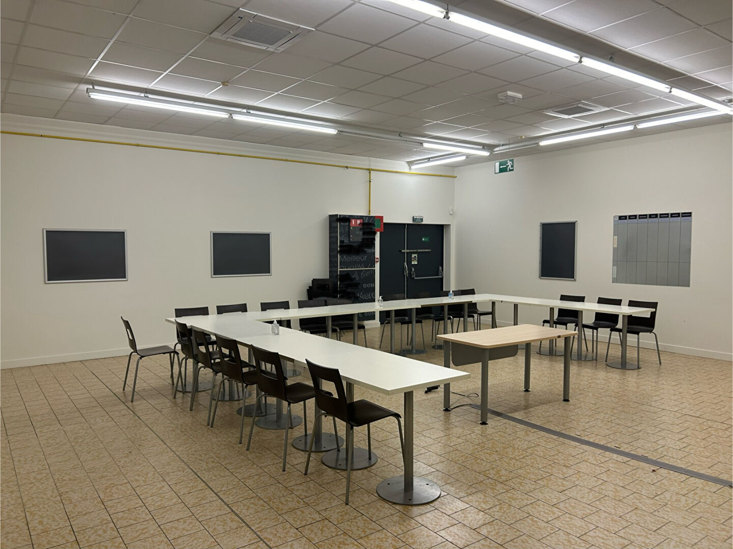 Photo Local commercial Torcy (71) très bon état image 3/6