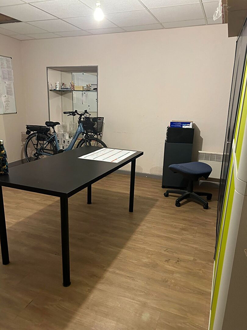 Photo Local commercial Chalon Sur Saone 65 m2 image 3/5