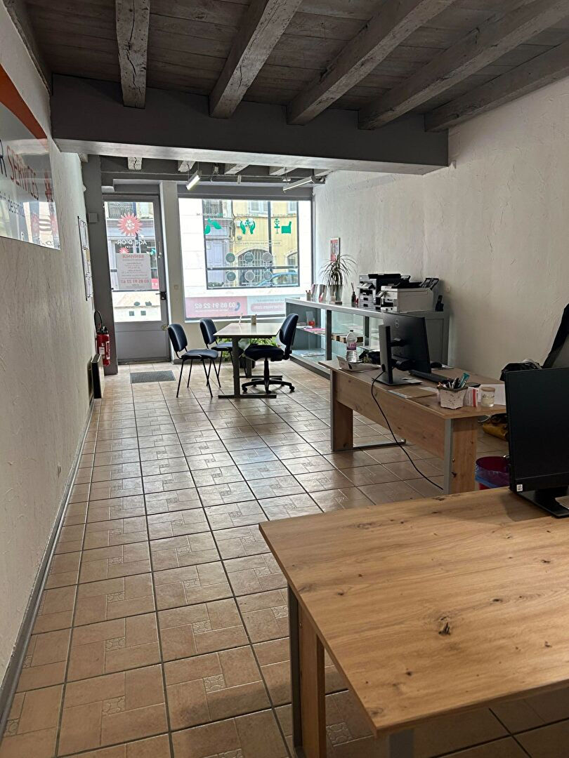 Photo Local commercial Chalon Sur Saone 65 m2 image 4/5