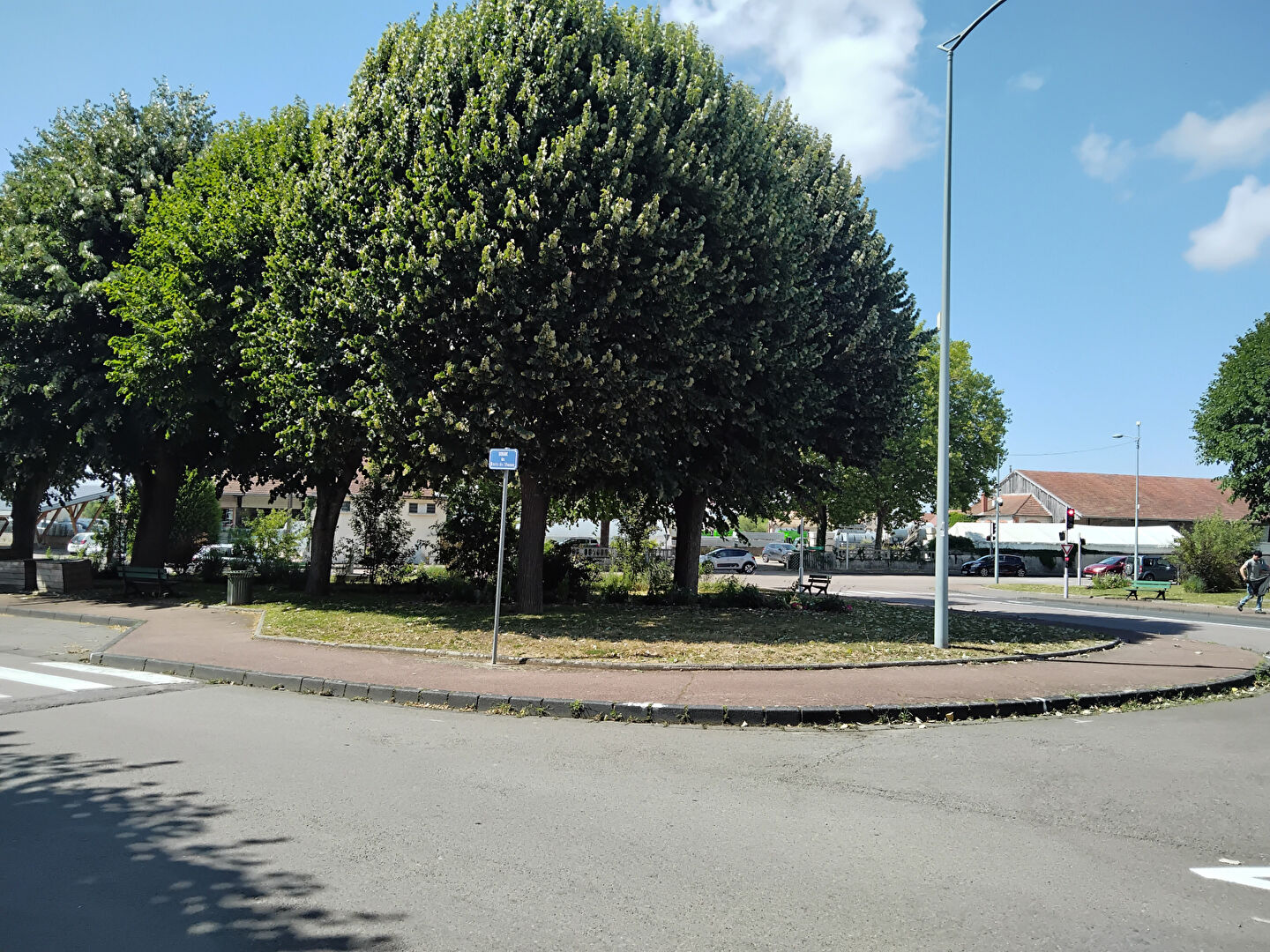 Photo Local sur 2 niveaux 130 m² image 4/6