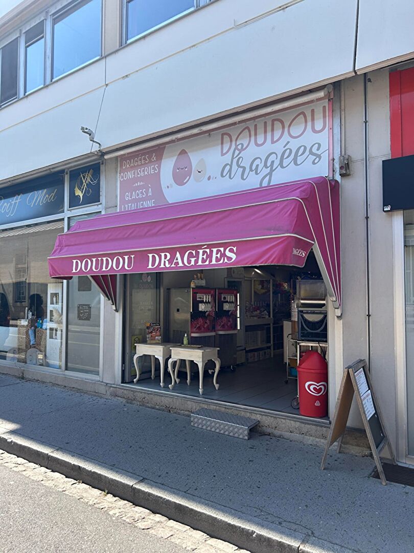 Fonds de commerce confiseries/dragées/glaces