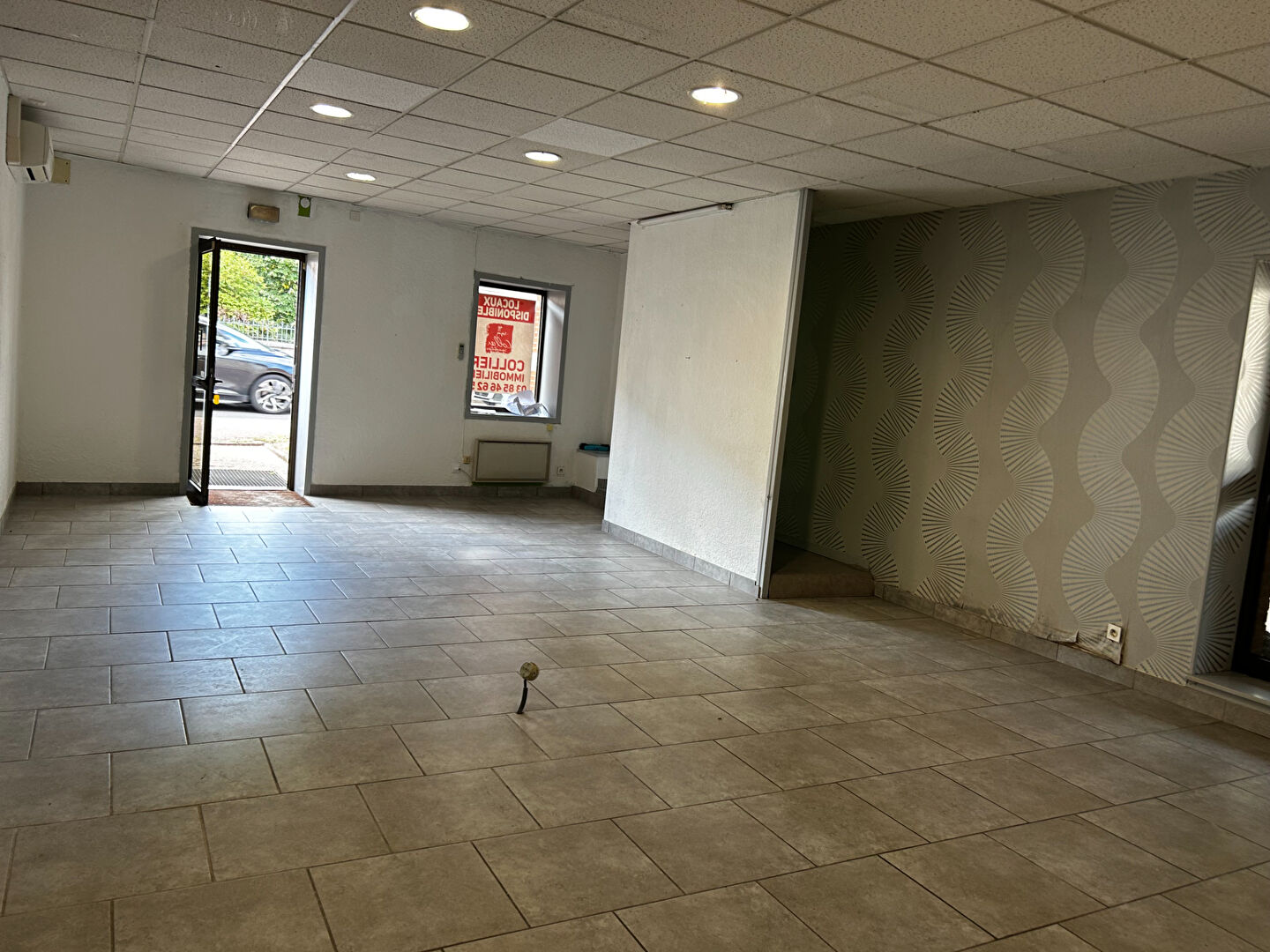 Local commercial Ouroux Sur Saône climatisé