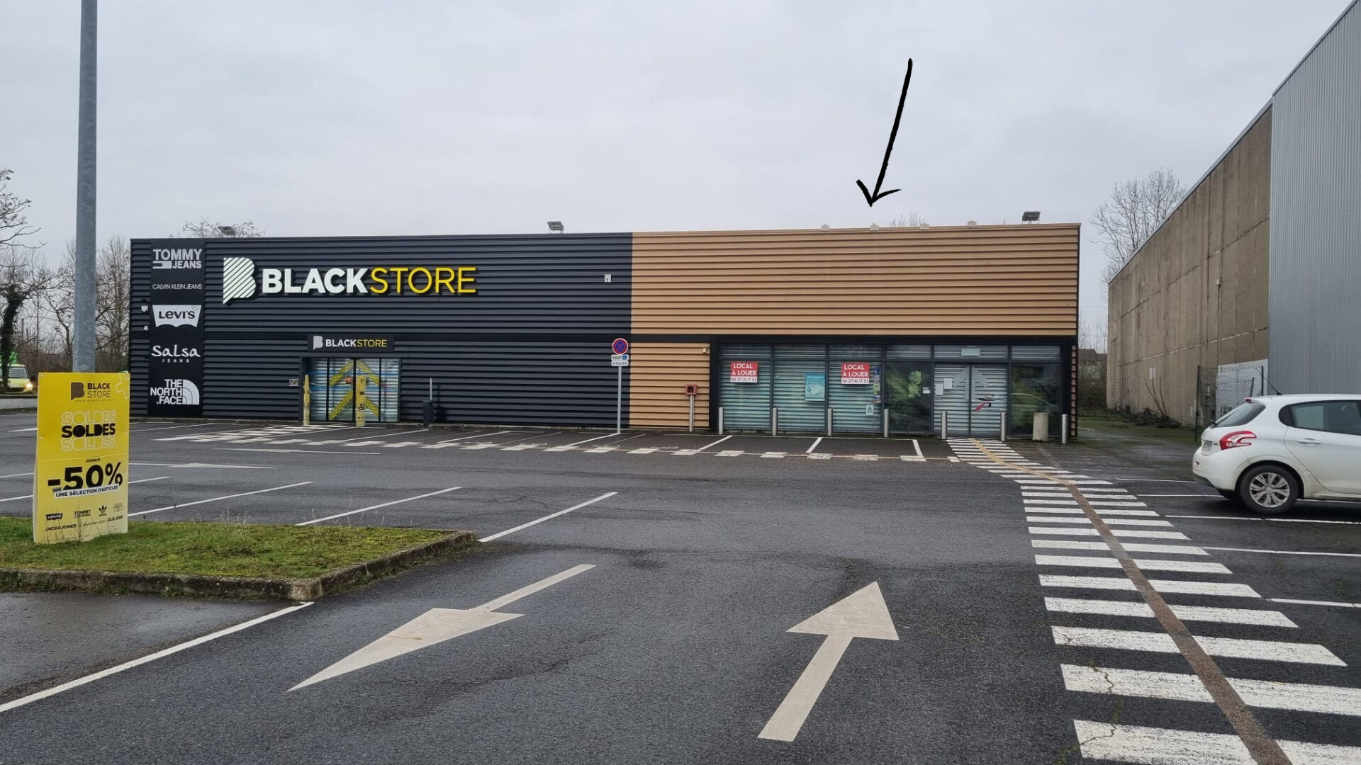 Local commercial Yzeure 380 m2