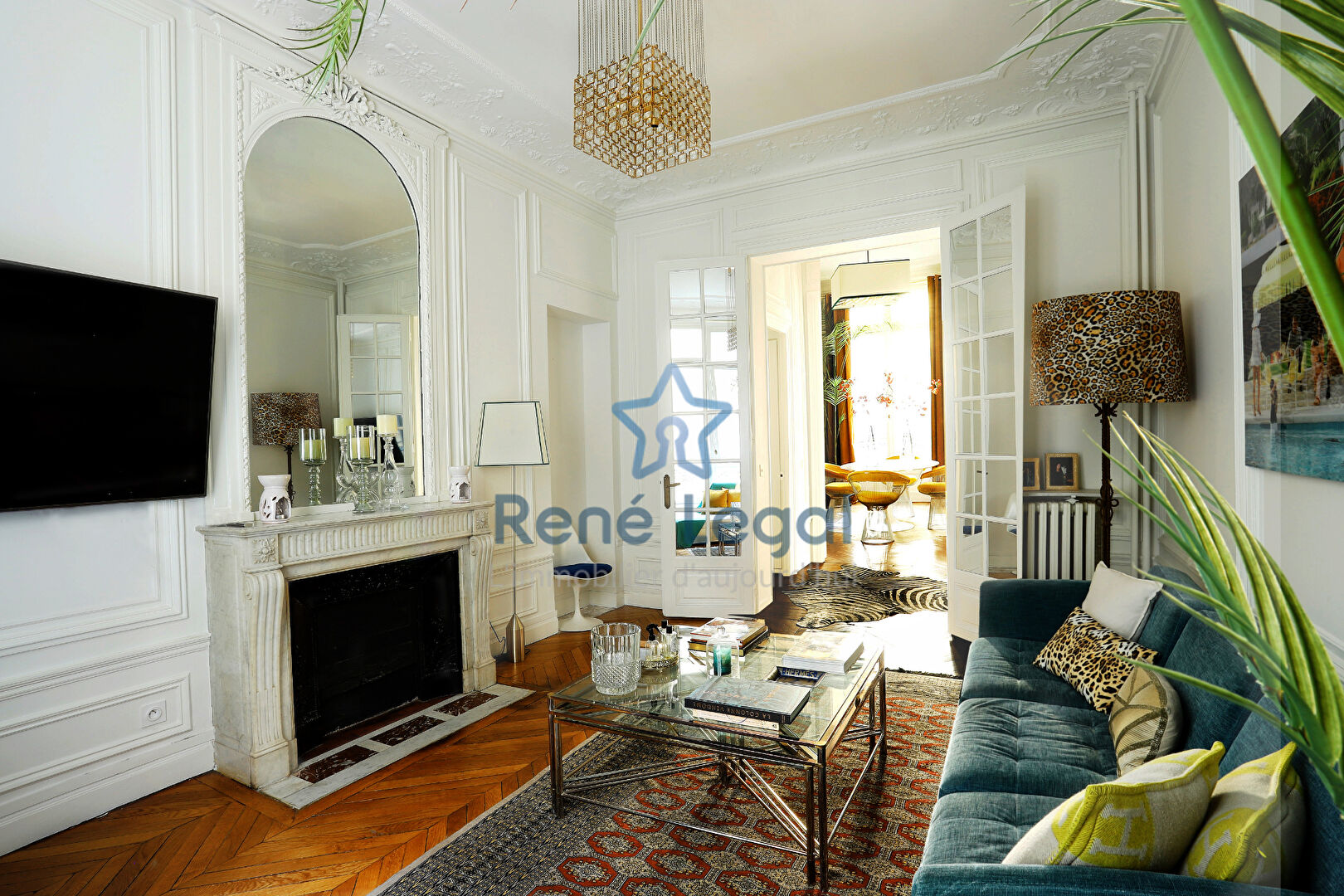 Photo RARE  Avenue VICTOR HUGO TRES HAUT STANDING Paris 4 pièces 96 m2 image 2/6