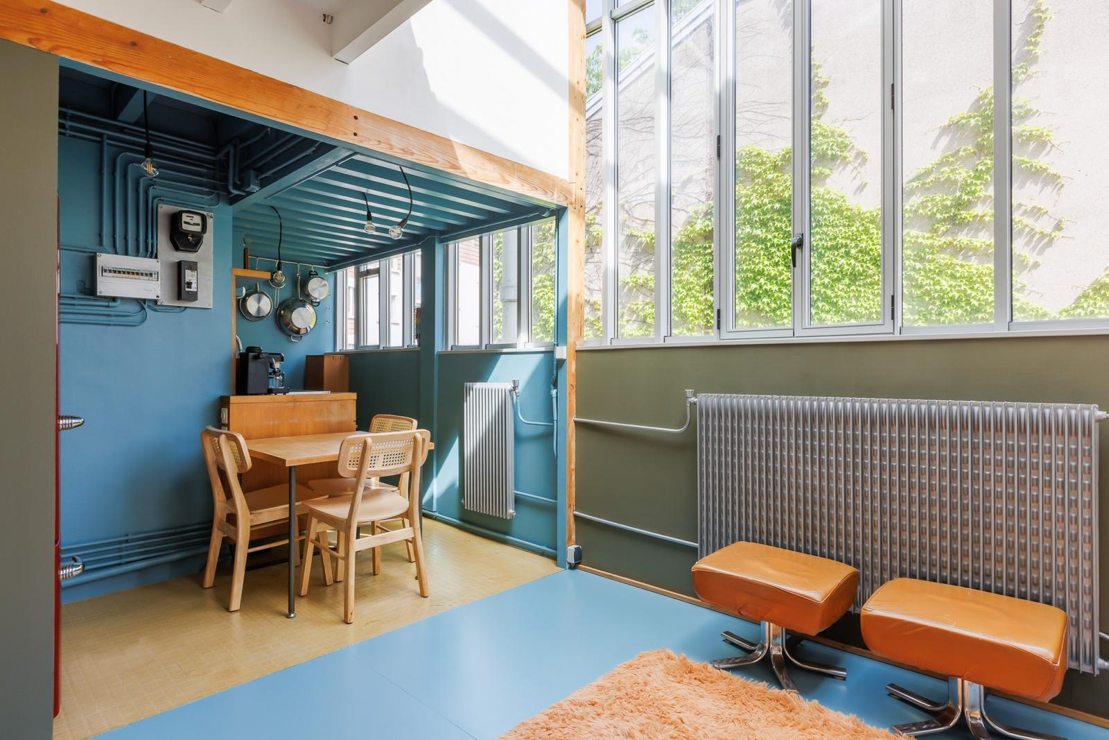 Photo Studio meublé avec mezzanine image 3/6