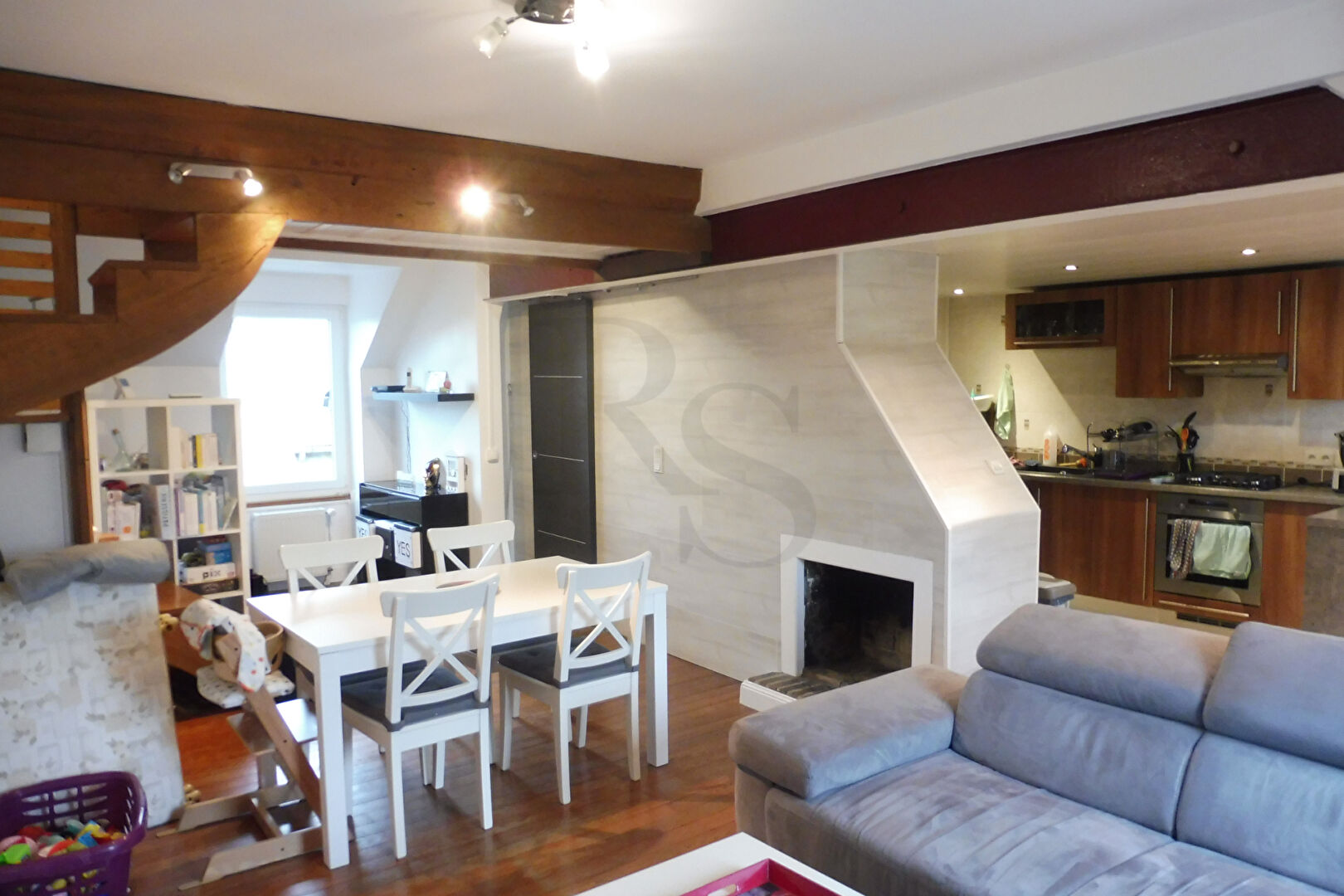 Photo APPARTEMENT PARKING ET TERRAIN image 1/5