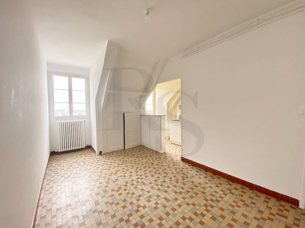 Photo HYPER CENTRE ARGENTAN - Grand appartement F1-F2 de 54 m² image 3/6