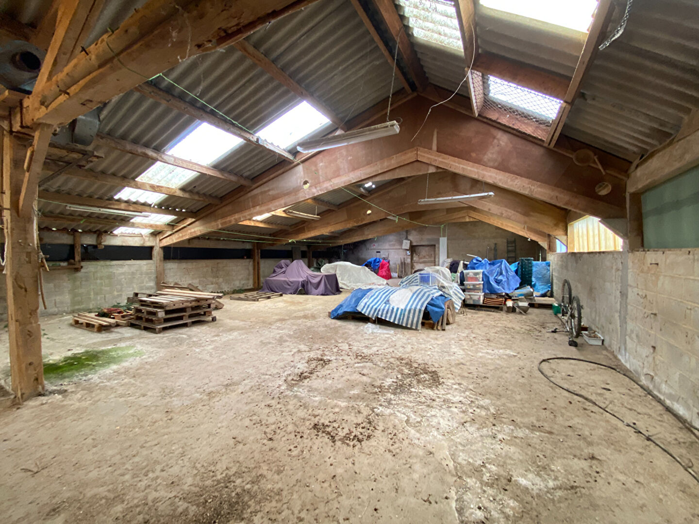 Photo À vendre - entrepôt de 407 m² à Rives d'Andaine image 2/6