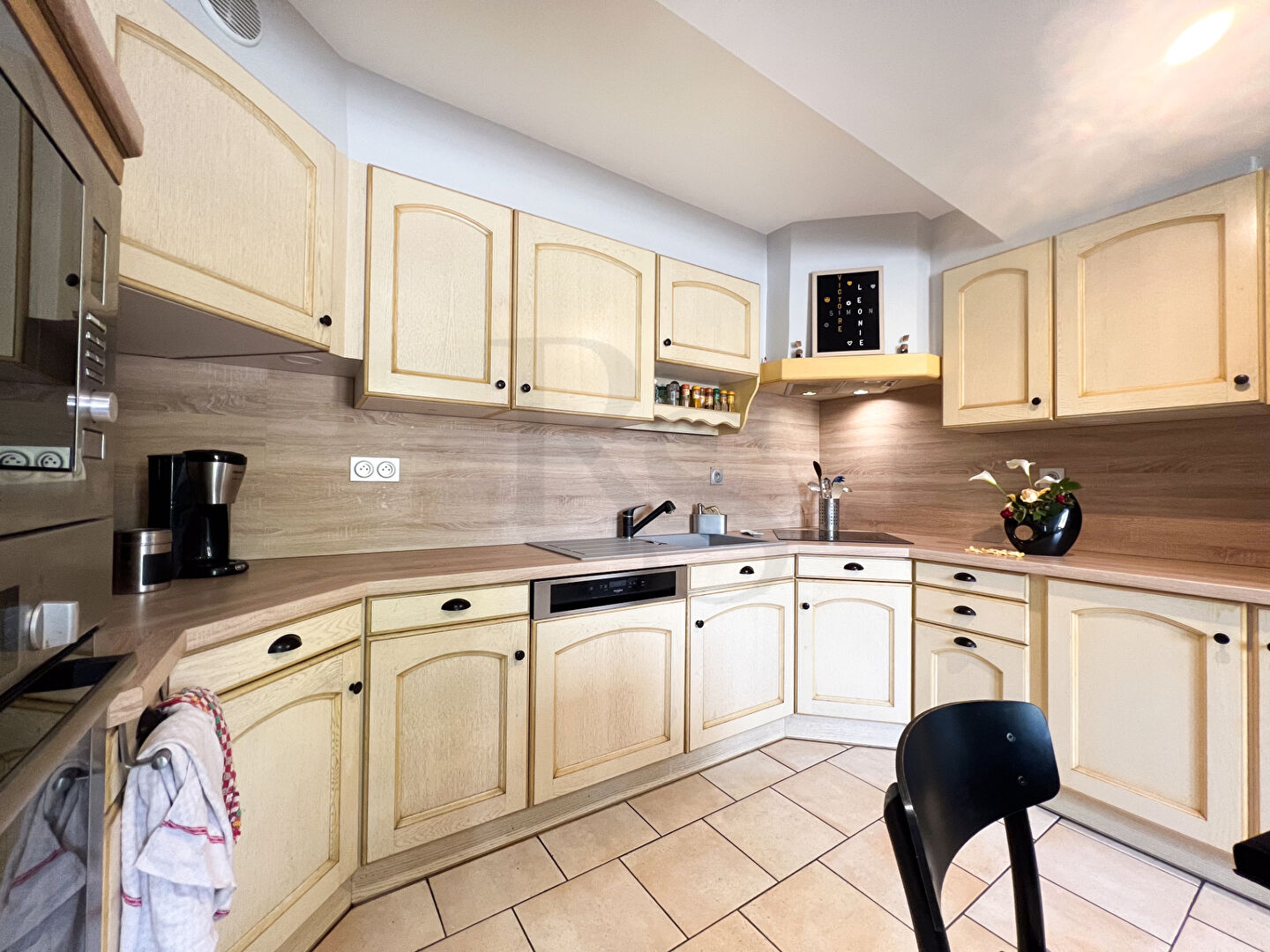 Photo Maison à vendre - LASSAY LES CHATEAUX - Référence 7942 image 6/6