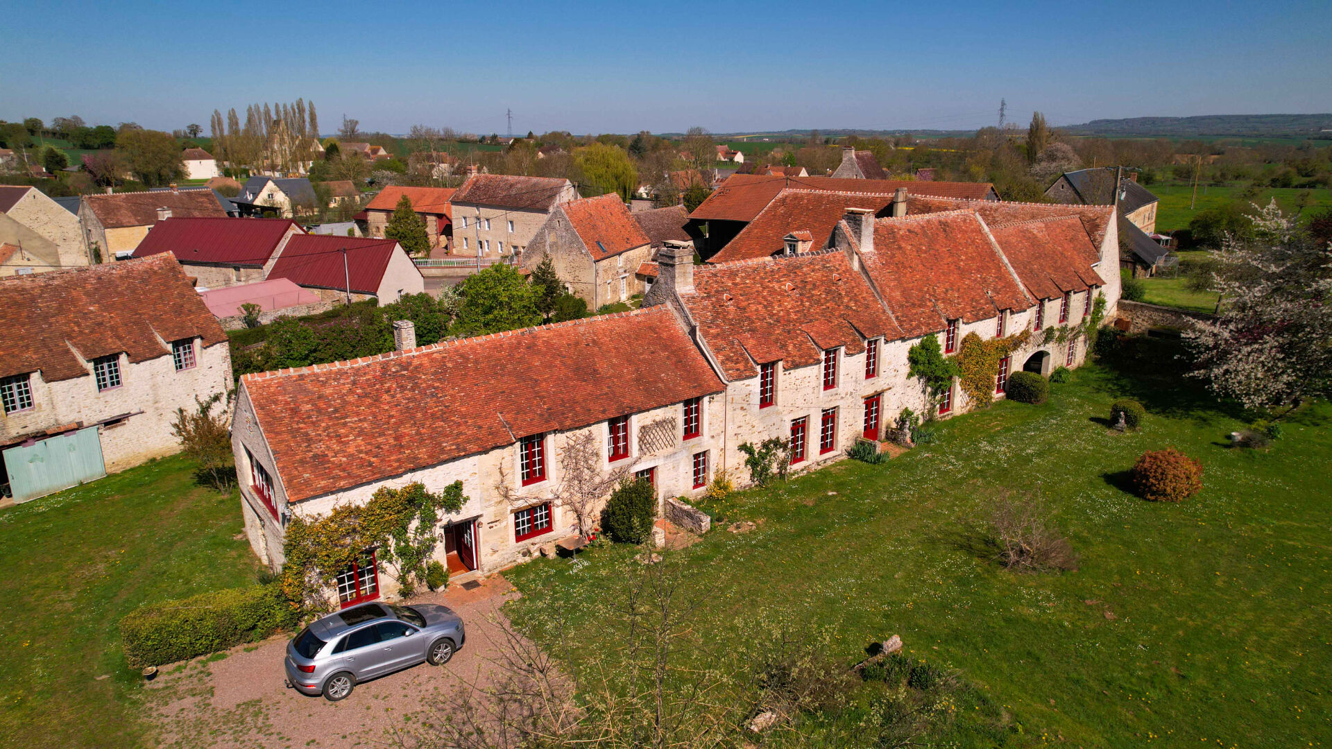 Photo ARGENTAN, manoir du 16è siècle image 3/6