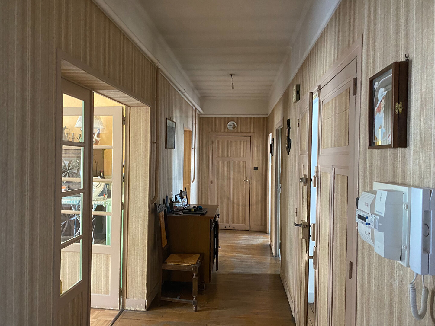 Photo Local commercial + appartement + grenier vendu loués - centre ville d'ARGENTAN 61200 image 3/6