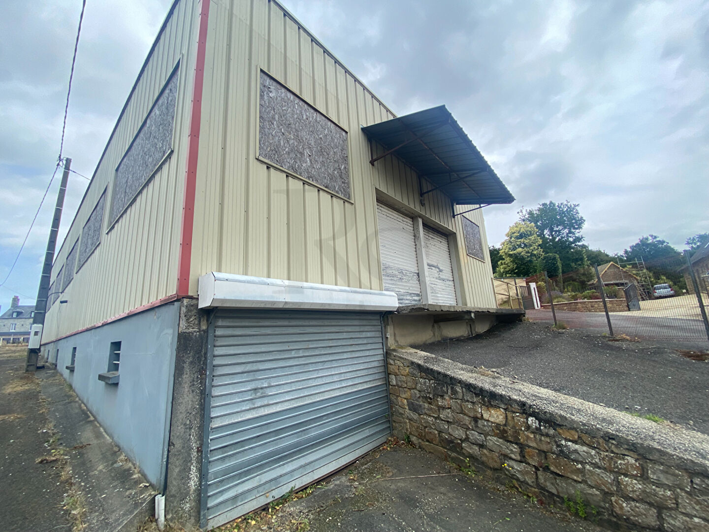 Photo Domfront -Entrepôt / local industriel 759m2 image 1/6