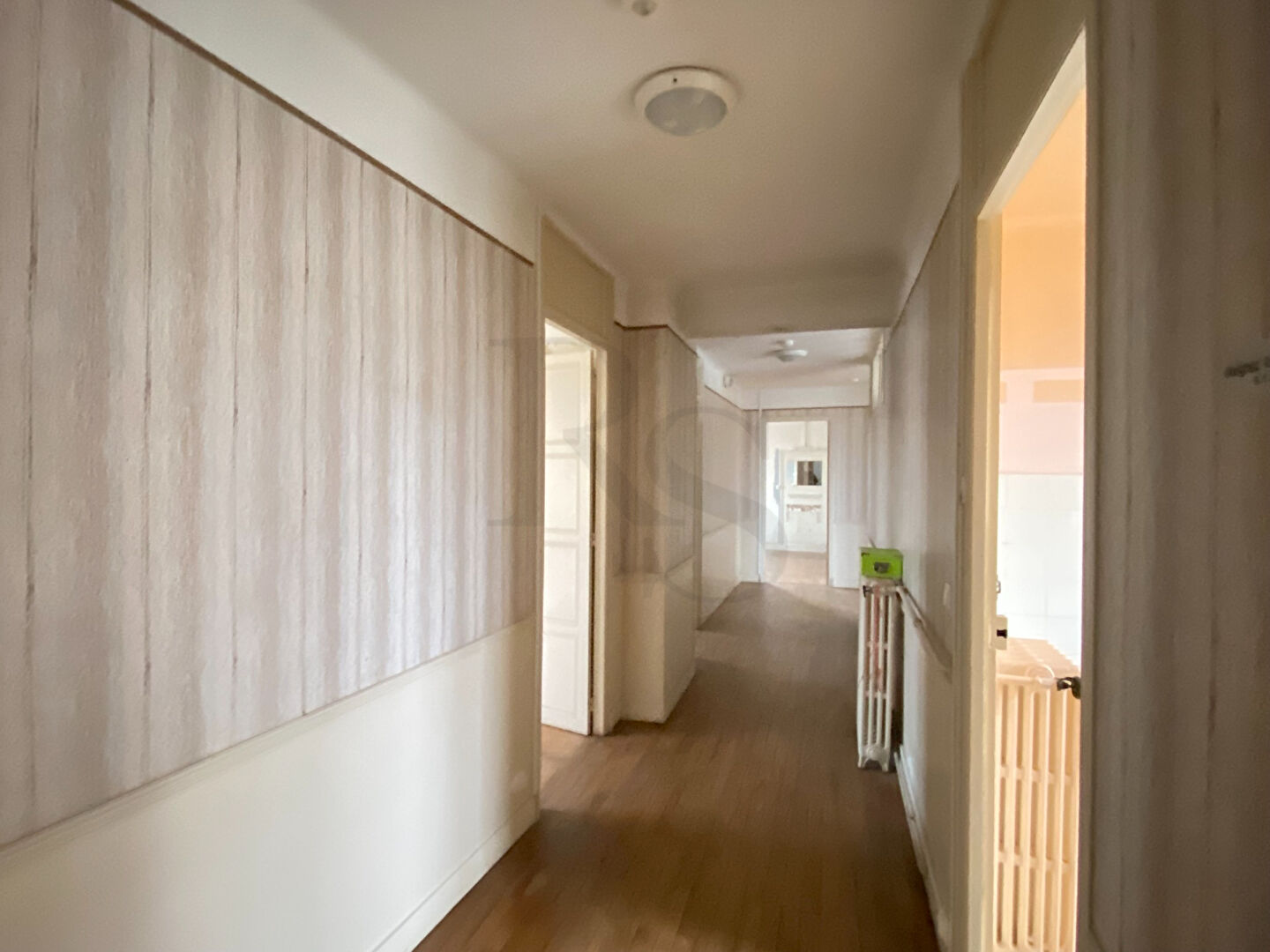 Photo TRUN - Hôtel restaurant à vendre image 4/6