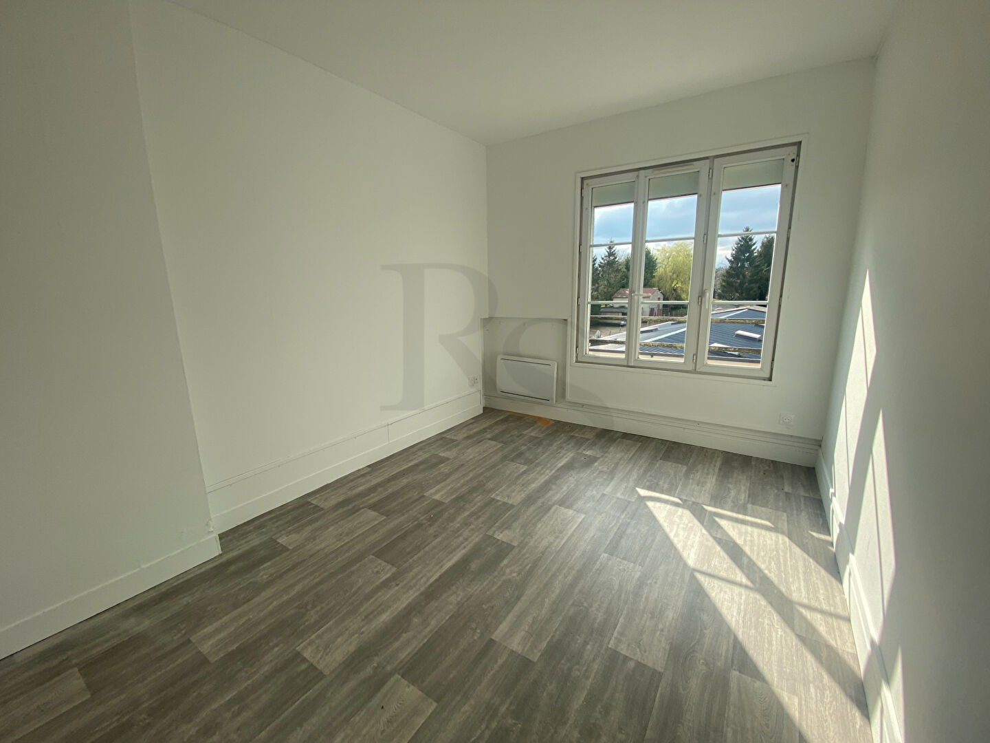 Photo À louer à Potigny - Appartement T3 lumineux au 2étage image 3/3
