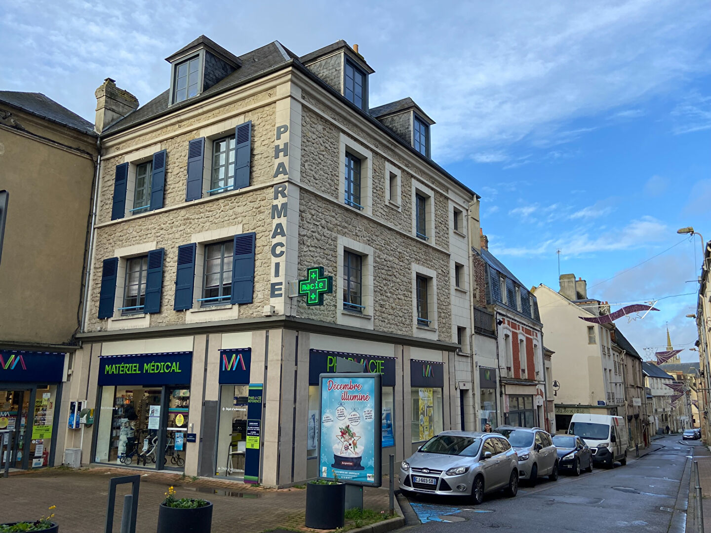 Photo ARGENTAN Maison de ville à vendre avec commerce image 1/6