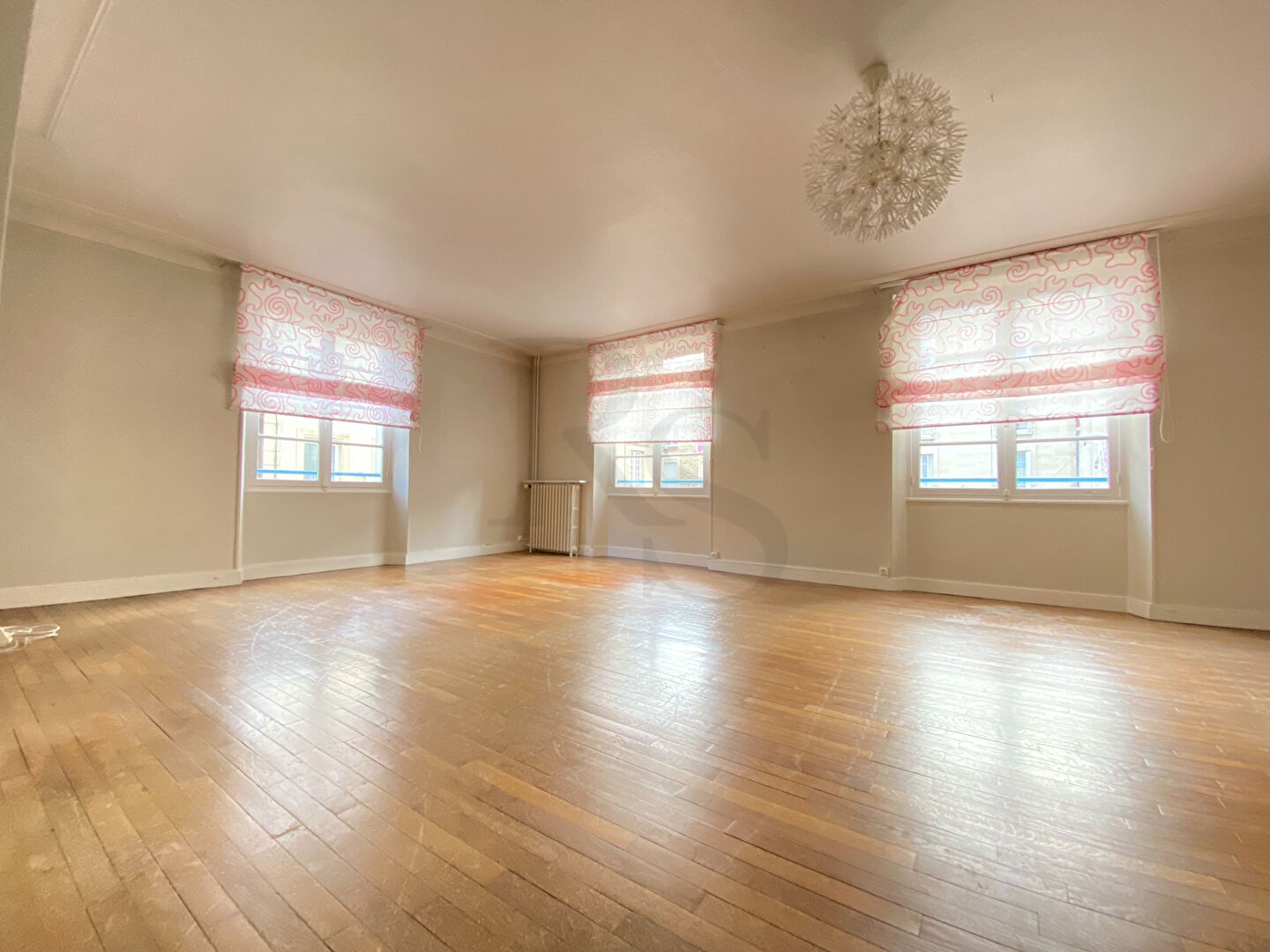 Photo ARGENTAN Maison de ville à vendre avec commerce image 4/6