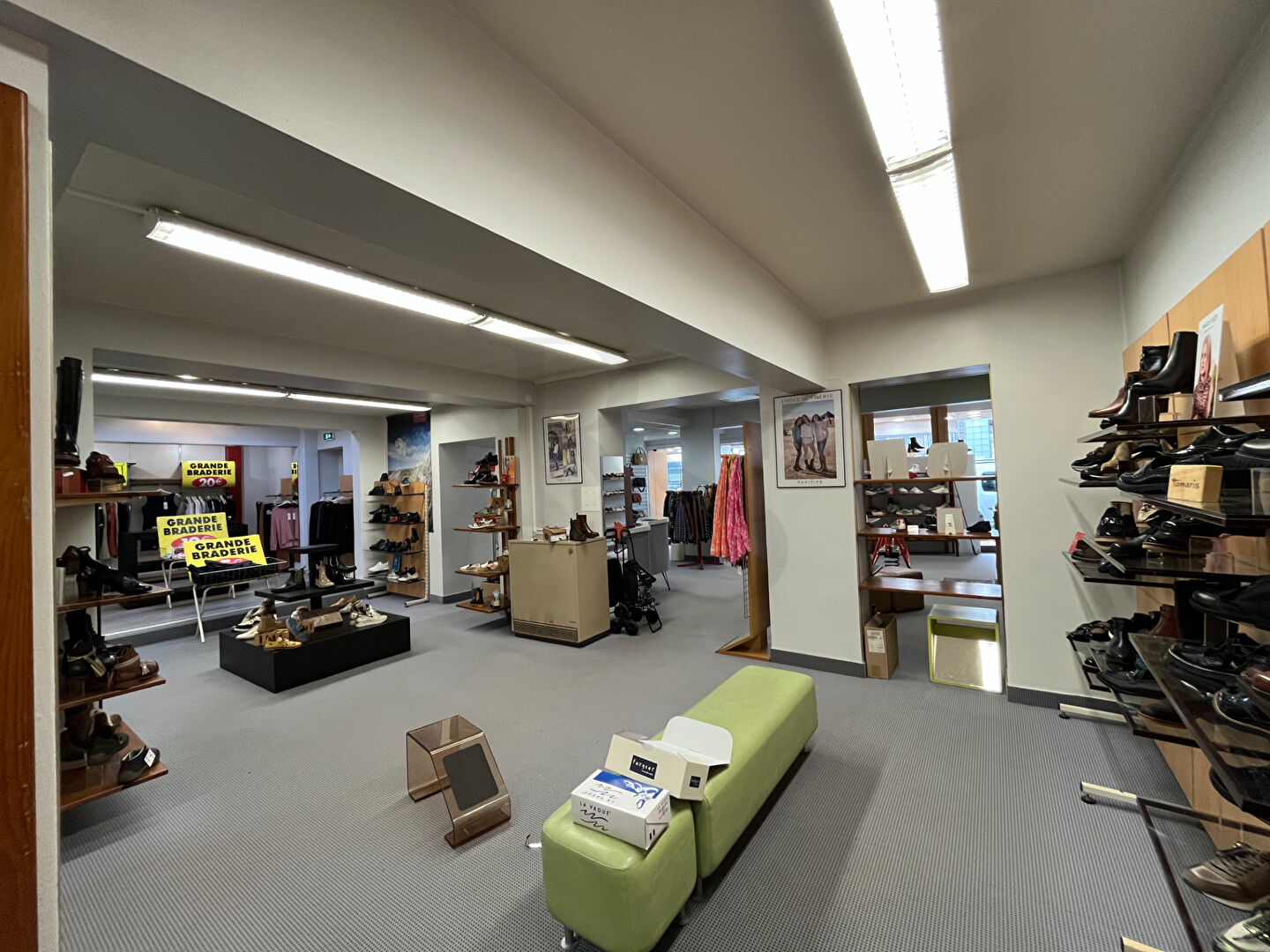 Photo Local commercial image 3/4