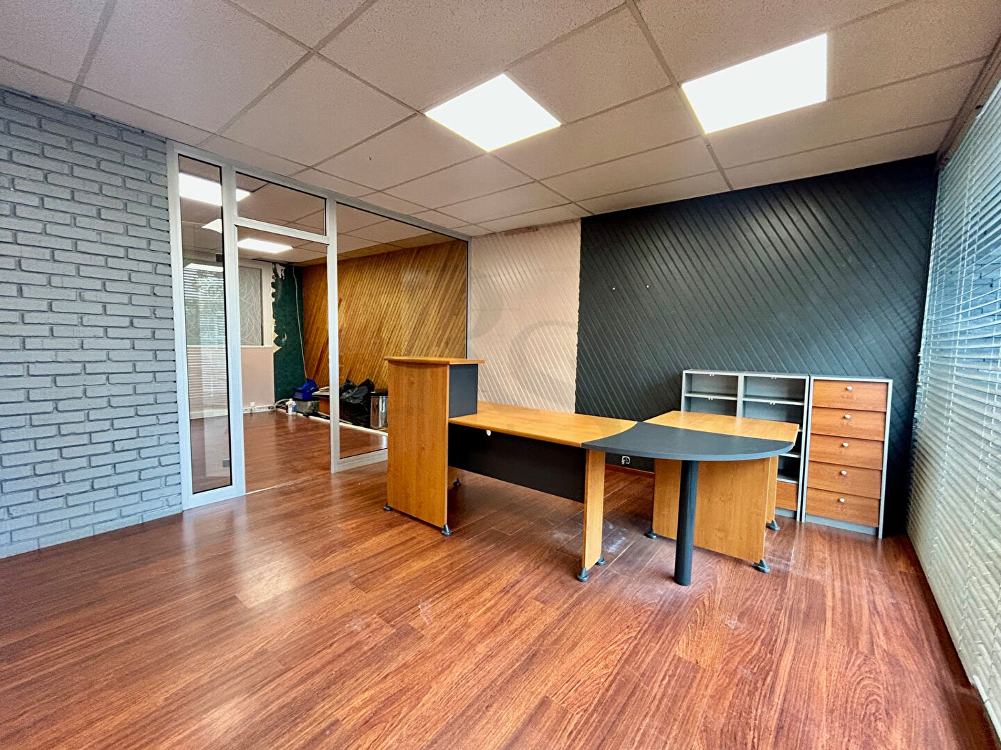 Photo FLERS - LOCAL COMMERCIAL / MUR image 4/6