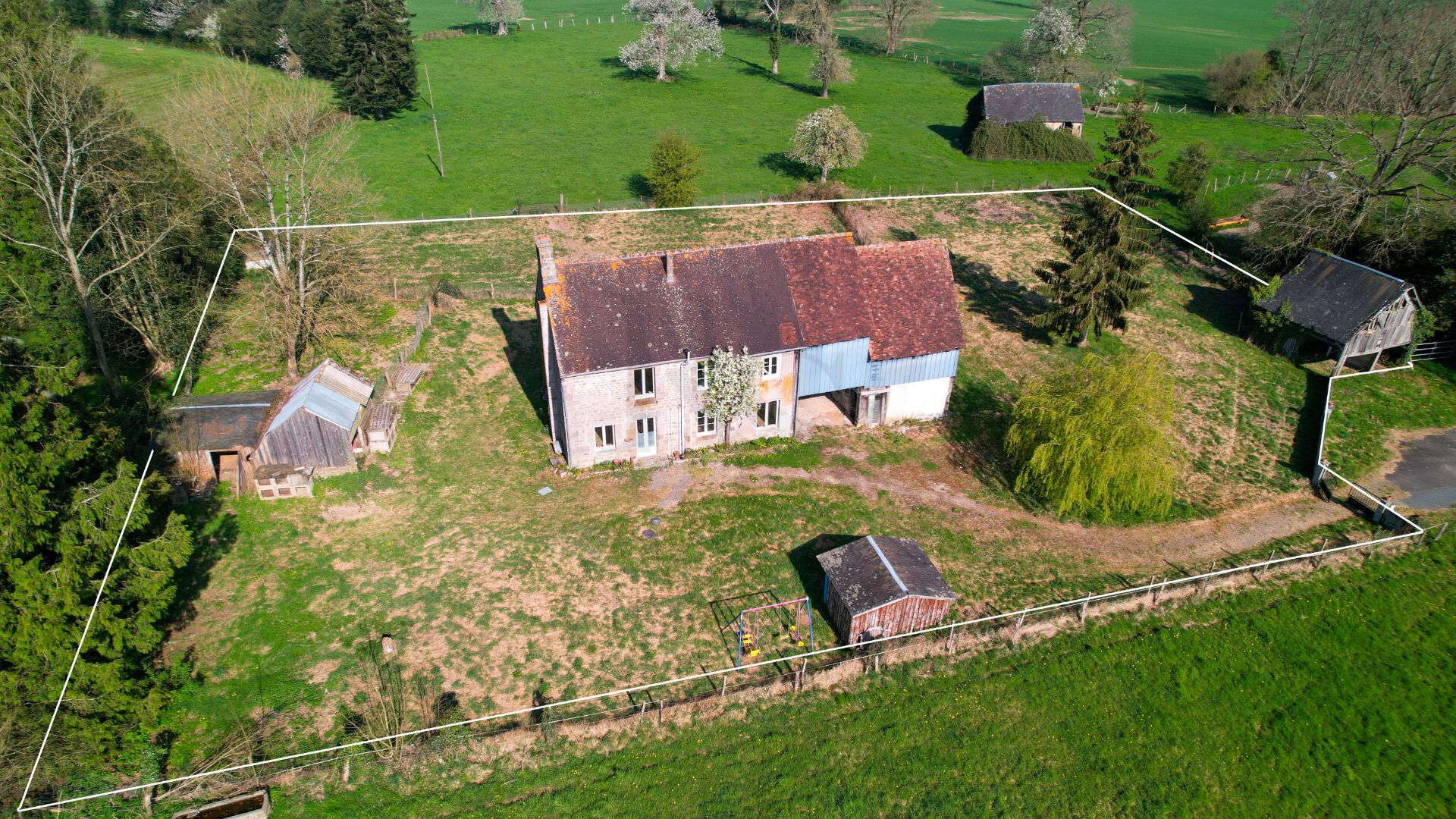 Photo Maison 4 pièces 112 m2 image 1/6