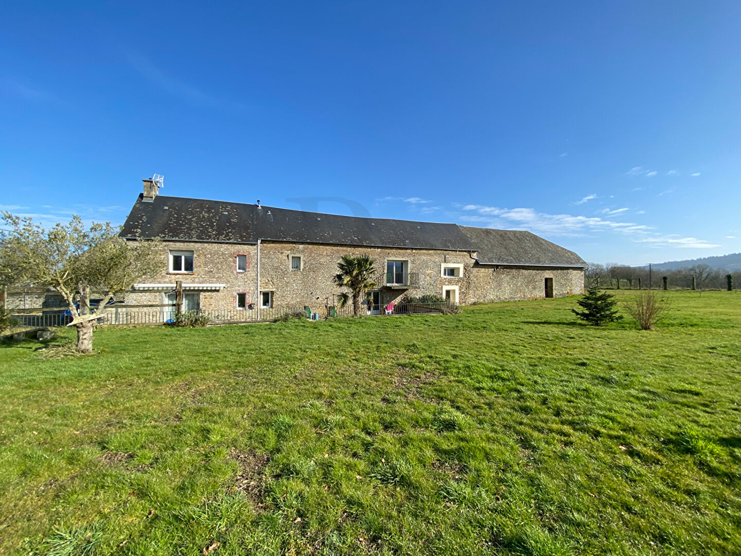 GRANDE MAISON FAMILIALE - 14260