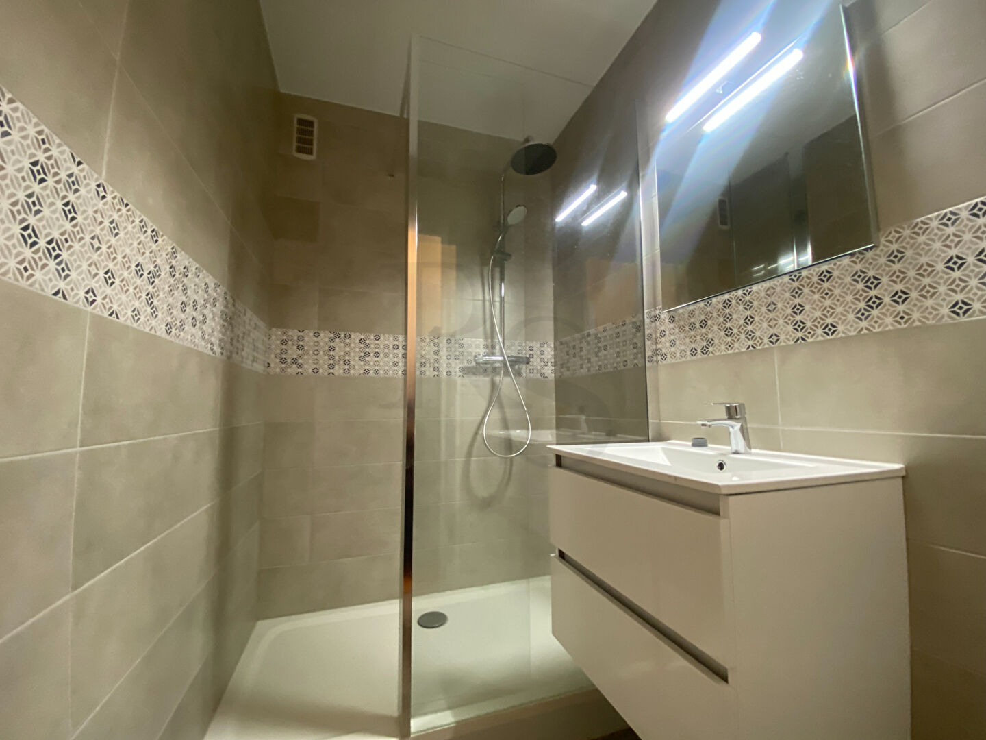 Photo Exclusivité RS : Bagnoles de l'Orne, Appartement  2 pièces 40 m2 image 6/6