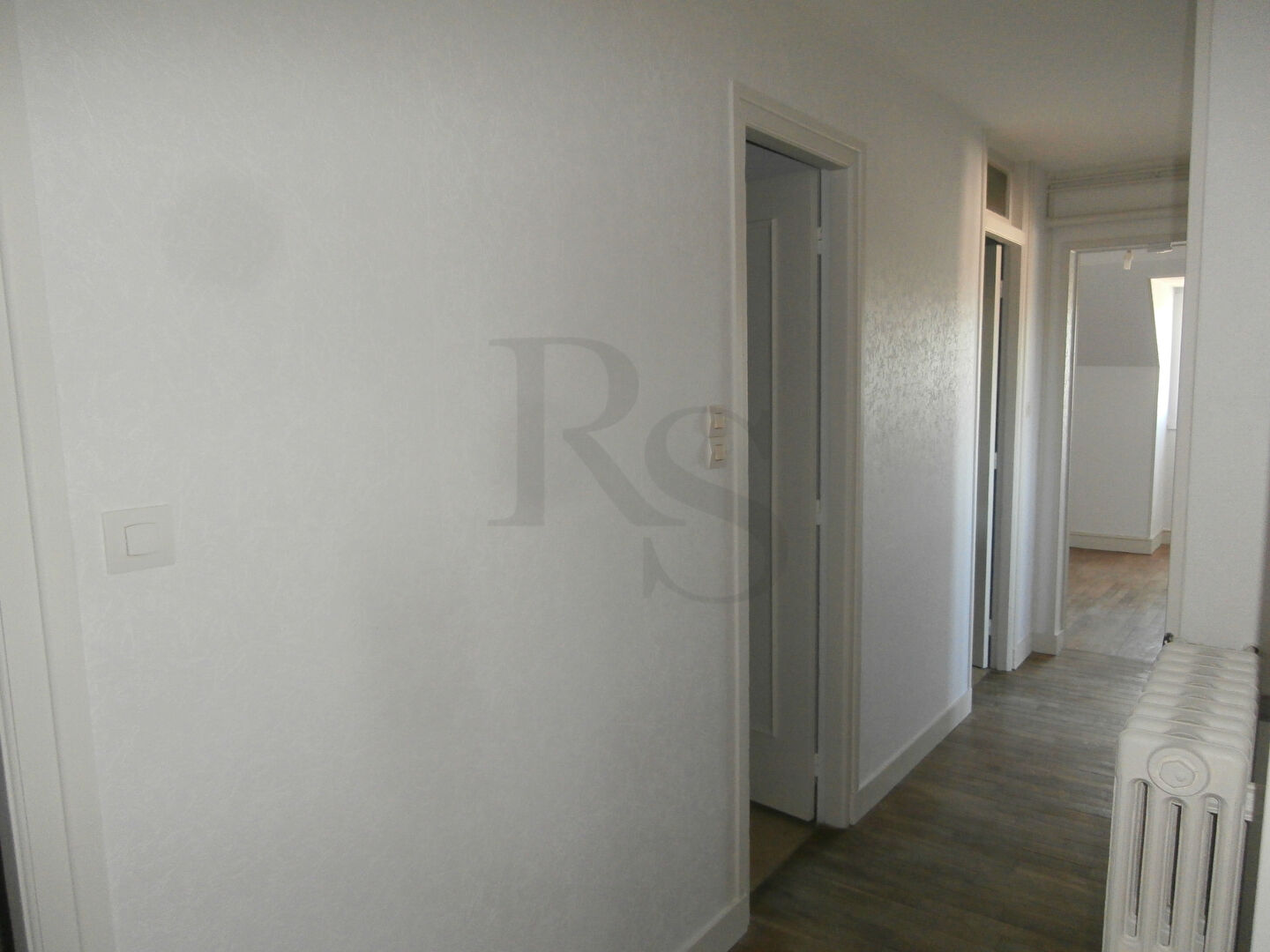 Photo Appartement Falaise 3 pièce(s) 62.36 m2 image 2/6