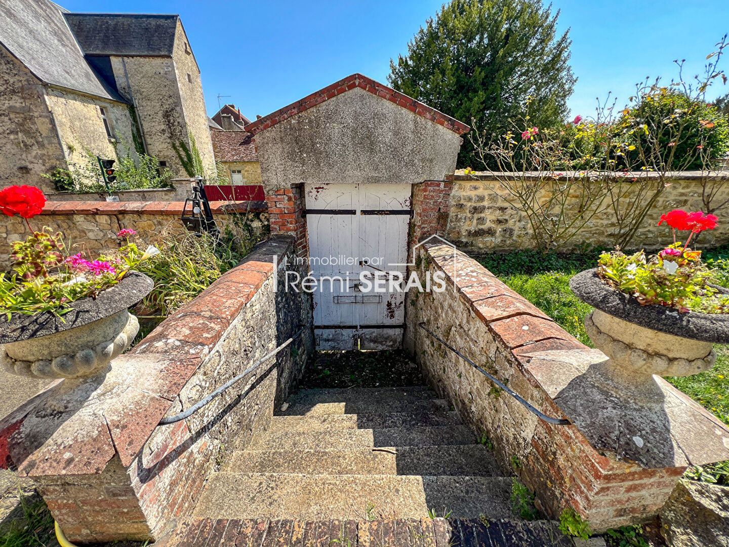Demeure de caractère en pierres à ESSAY  - Authenticité, volumes et charme en Normandie