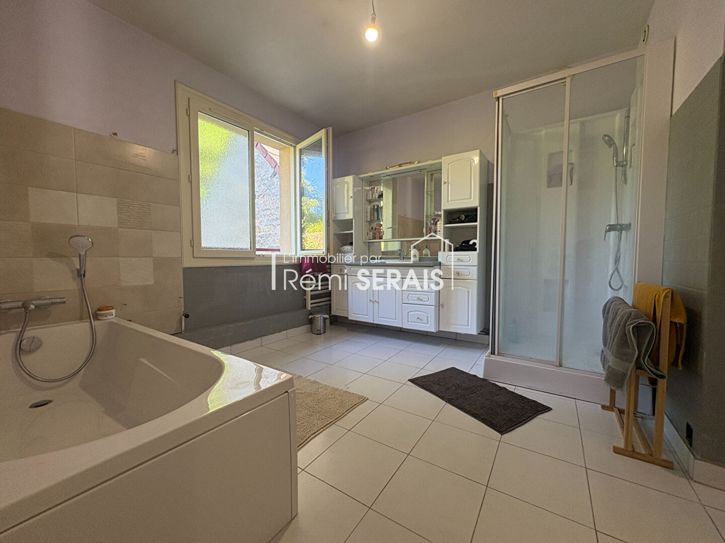 Photo Maison Sees 7 pièces centre ville Sées image 5/6