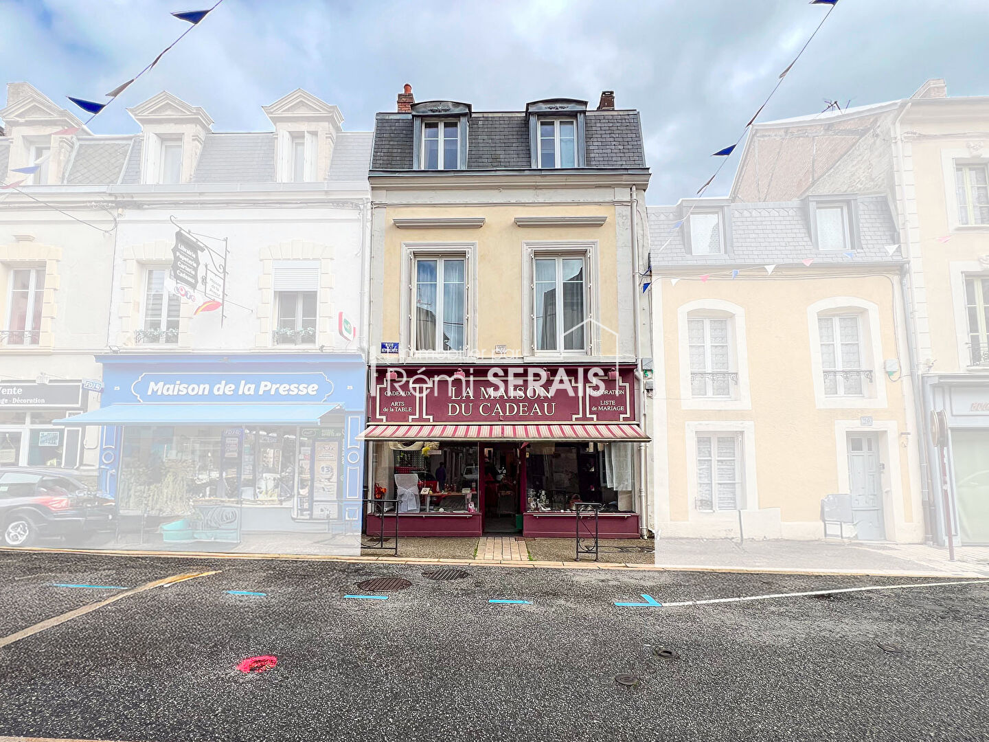 Immeuble centre ville de Sées