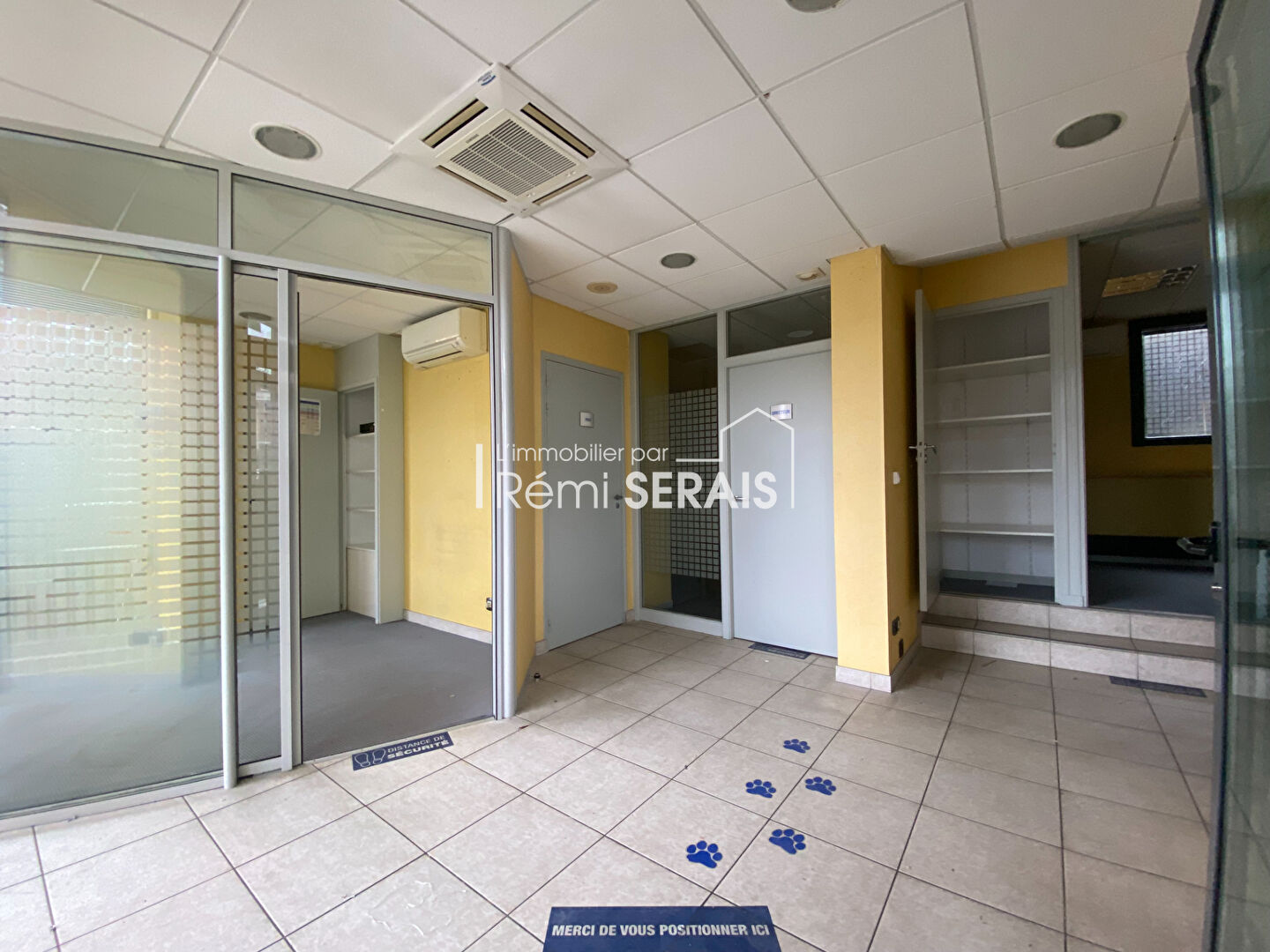 A LOUER - LOCAL COMMERCIAL - BAGNOLES DE L'ORNE