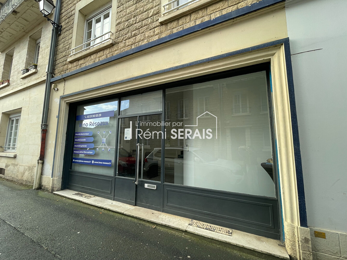 Local professionnel - 44,5 m² - Falaise centre