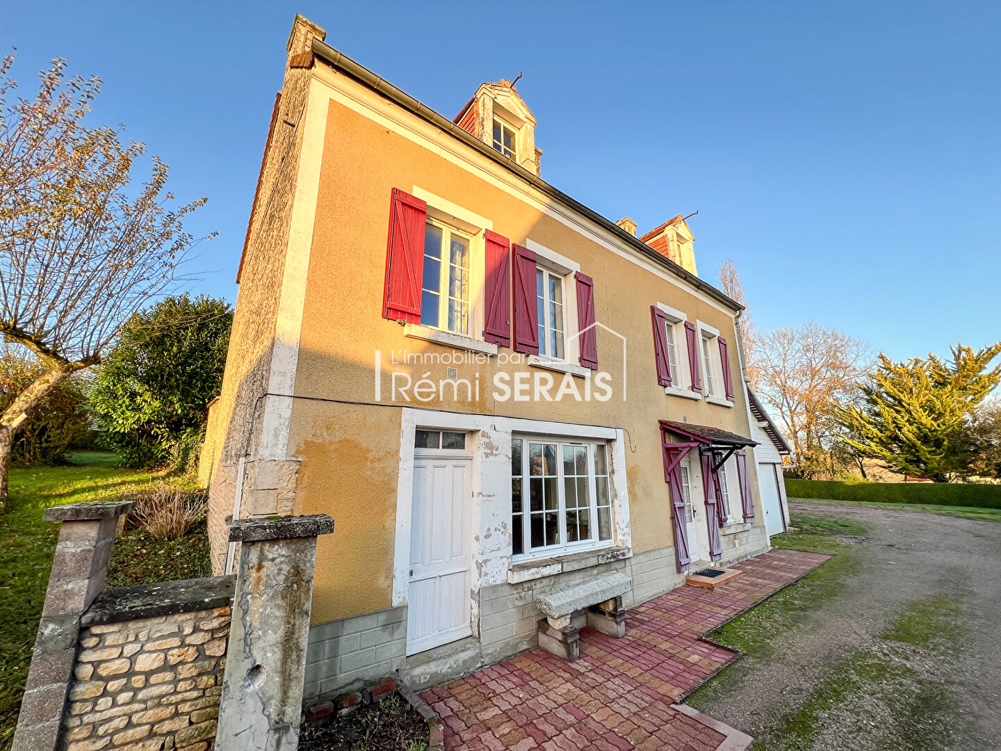 Photo Maison en pierre de 93 m² à 3 km de FALAISE ! image 1/6