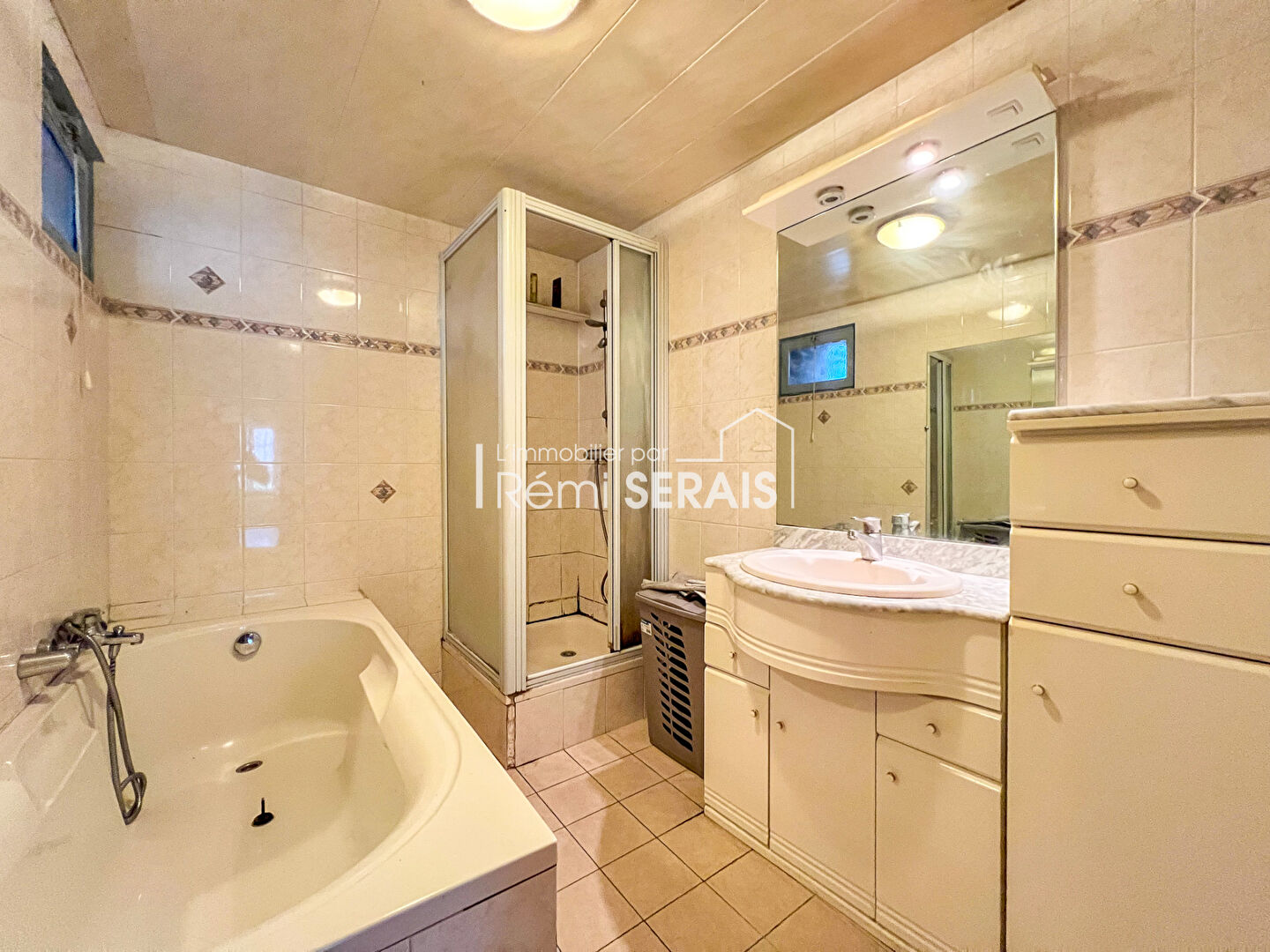 Photo Maison Berjou 4 pièce(s) 100 m2 image 6/6