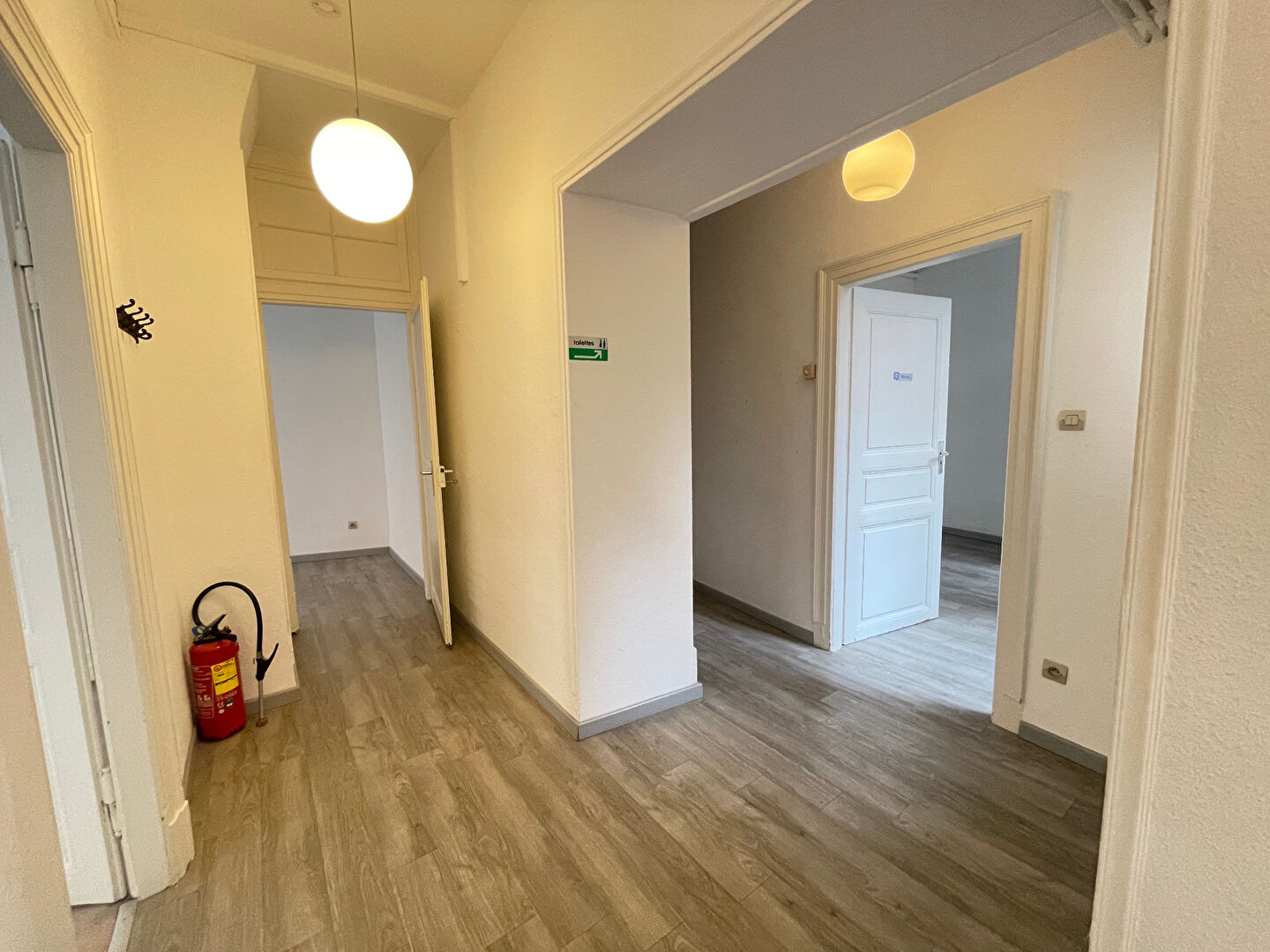 Photo Bureaux Colmar 8 pièce(s) 137.07 m2 image 5/6