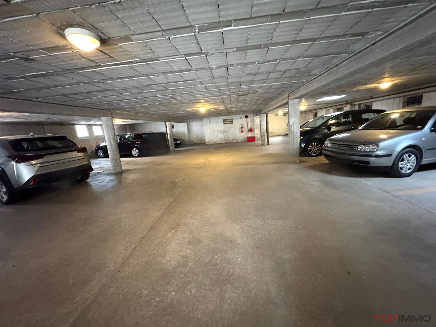 Photo Parking / box Colmar image 1/2