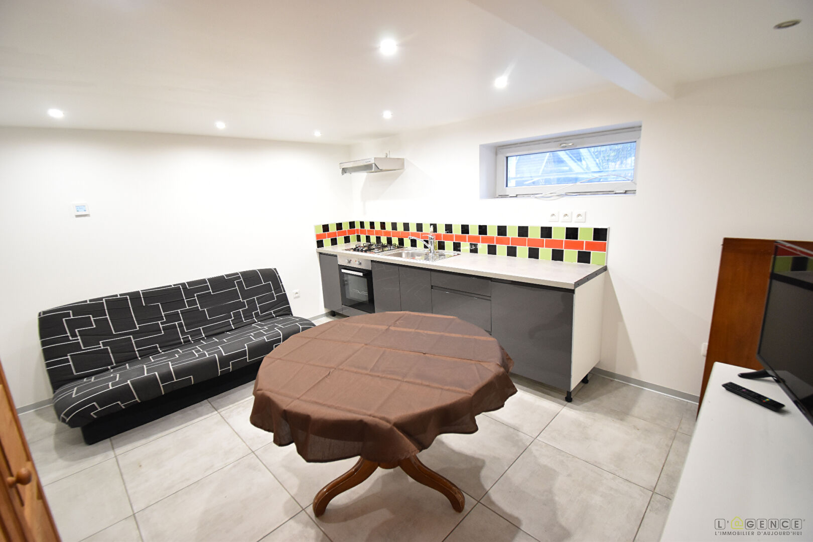 Photo Studio 1pièce 26m2 image 1/6