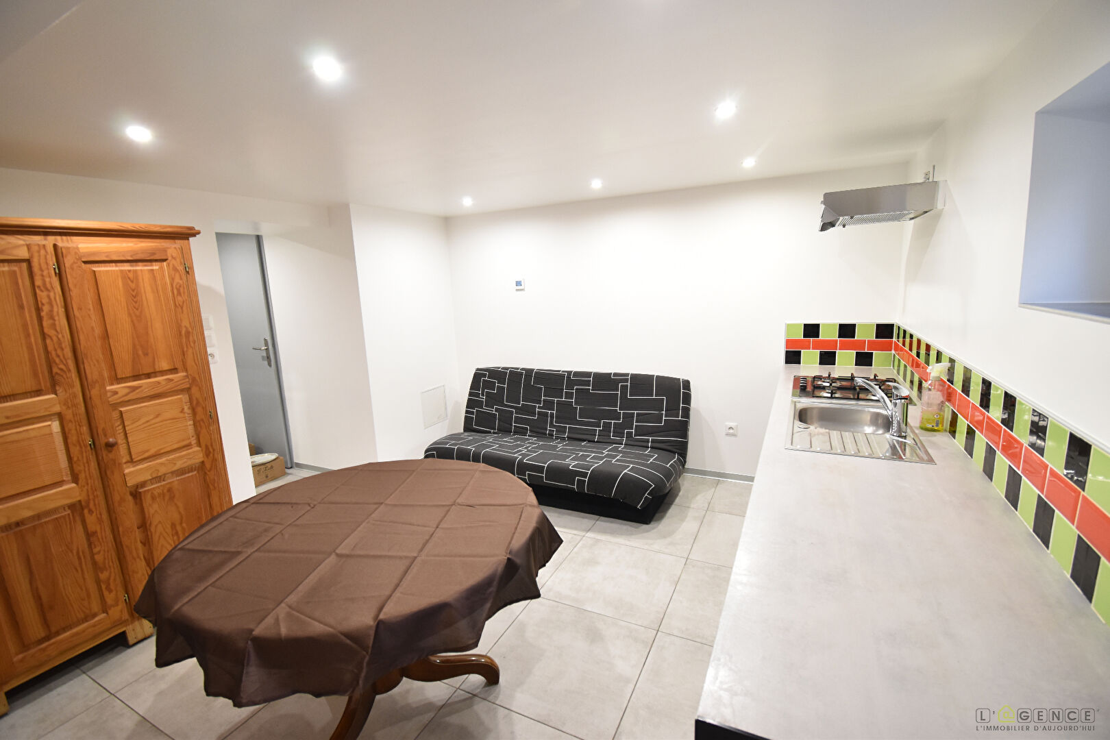 Photo Studio 1pièce 26m2 image 2/6