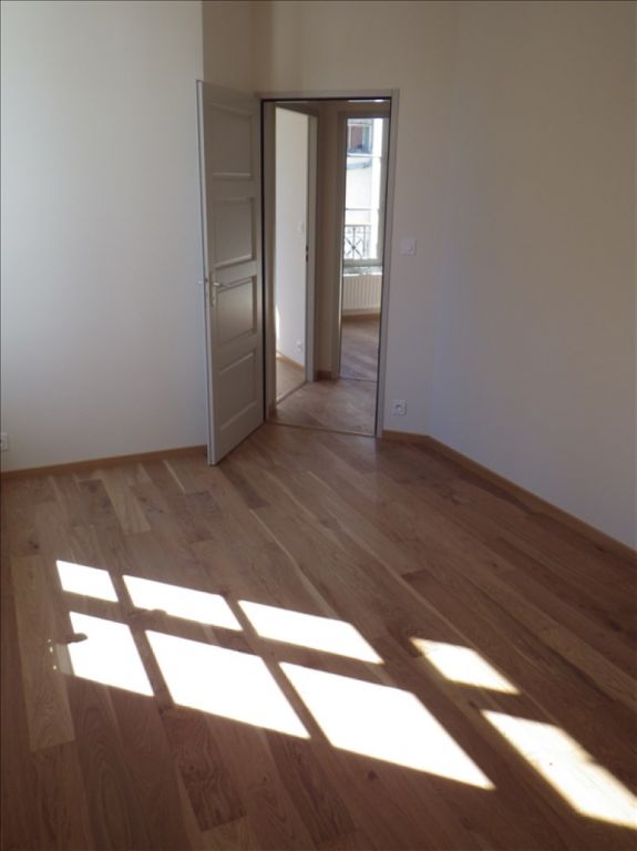 Photo APPARTEMENT AUXERRE - 4 pièce(s) - 69 m2 image 4/4