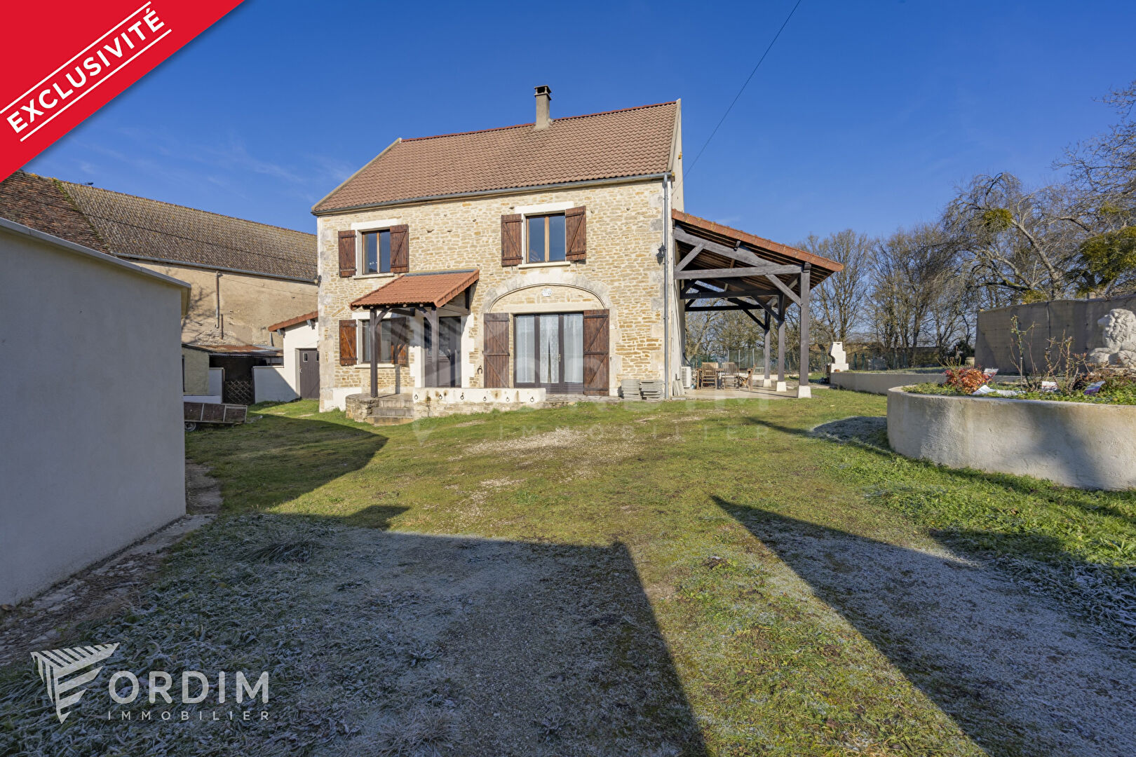 MAISON ANCIENNE ETAIS LA SAUVIN - 6 pièce(s) - 172 m2