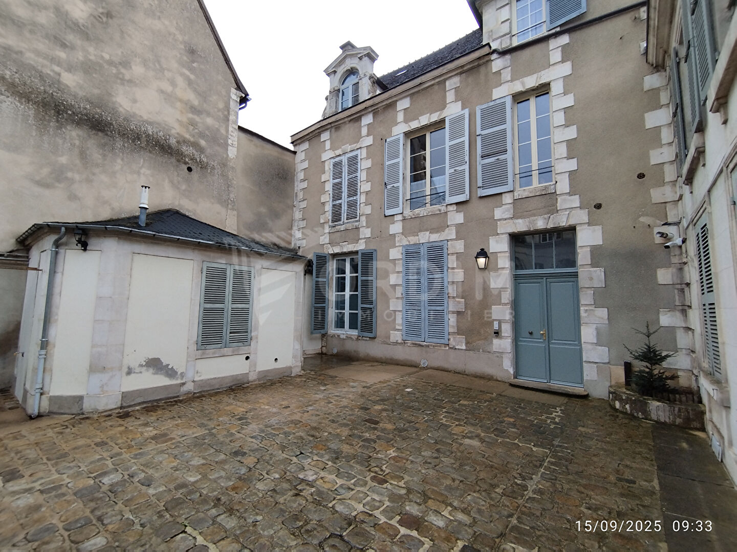 Photo AUXERRE - CENTRE VILLE - IMMEUBLE COSSU - BUREAUX OPÉRATIONNELS image 6/6
