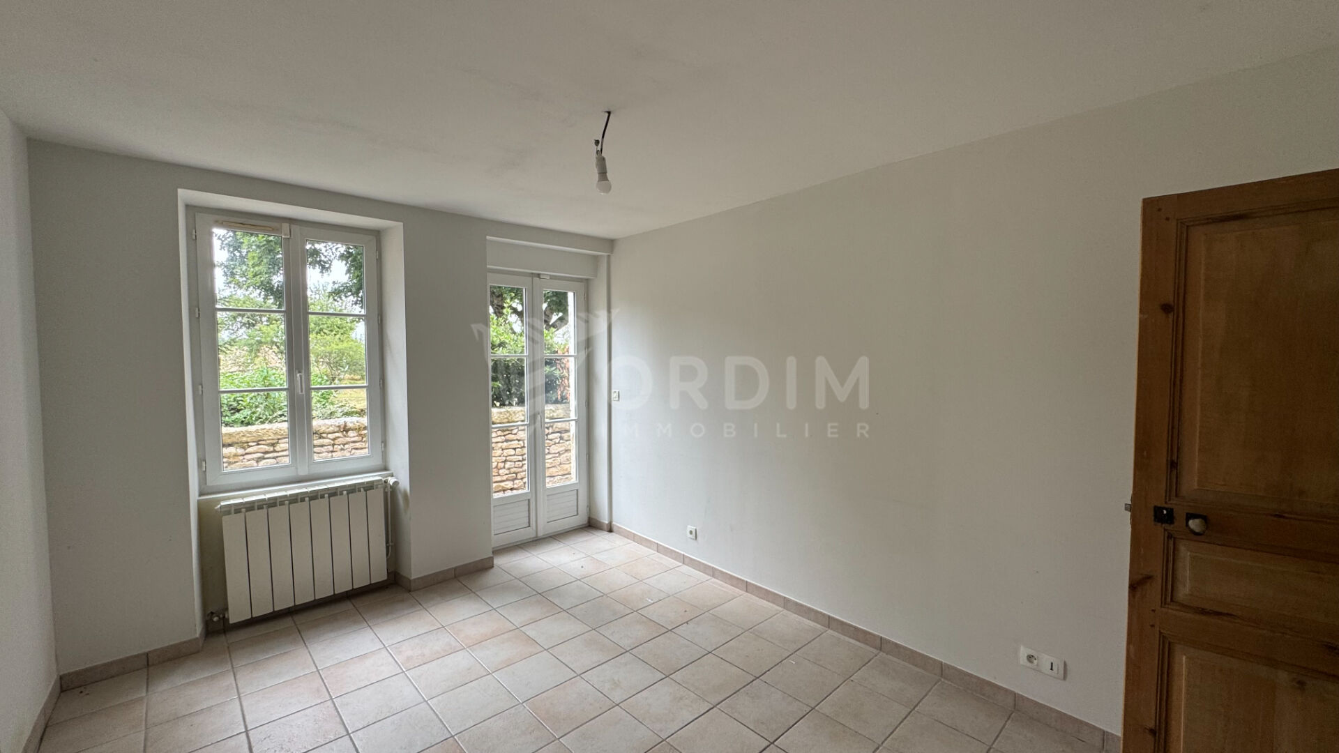 Photo Maison ancienne d'env. 248 m² habitables, 4 chambres  sur terrain de 3111 m² image 6/6
