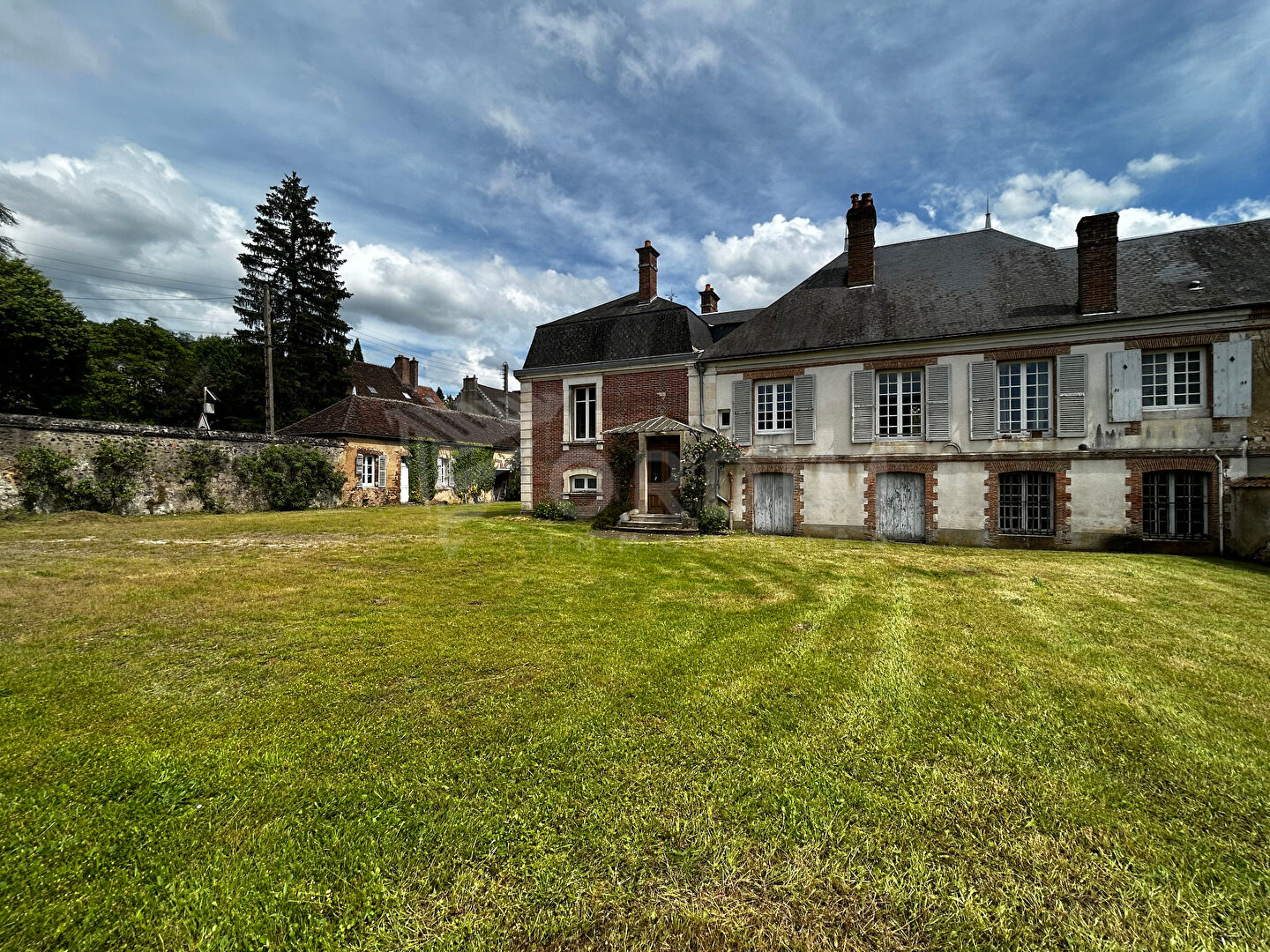 Photo Demeure de charme - Château 12 pièces - 450 m² image 5/6