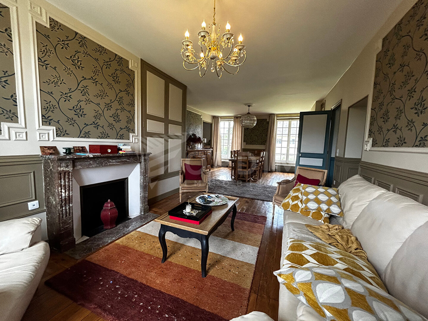 Photo Demeure de charme - Château 12 pièces - 450 m² image 6/6