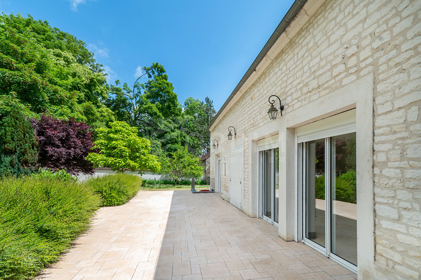 Photo Maison Tonnerre 7 pièce(s) 189 m2 image 3/6