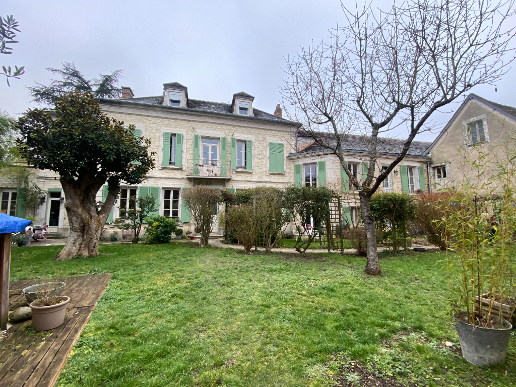 Maison Tonnerre 8 pièce(s) 250 m2