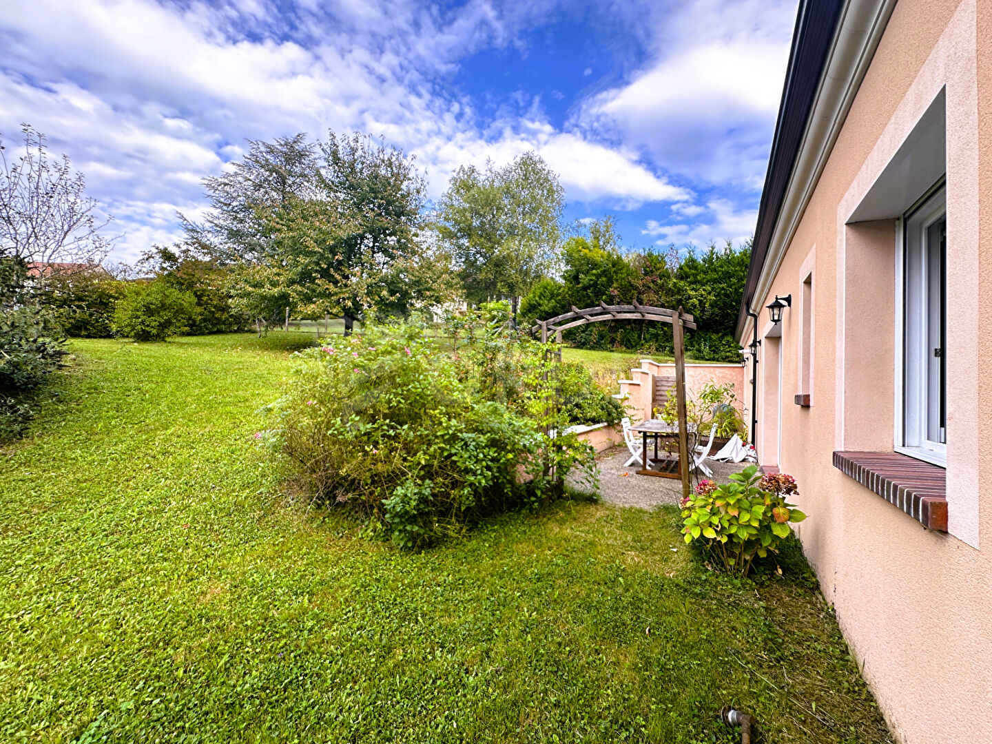 Photo EXCLUSIVITE JOIGNY image 4/6