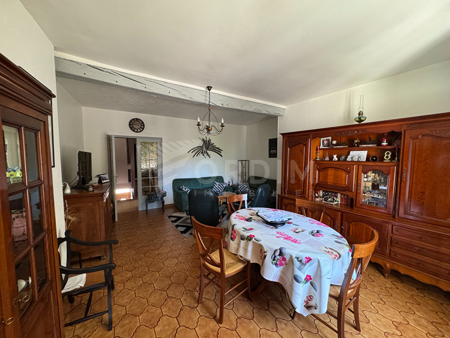 Photo COSNE SUR LOIRE Maison comprenant deux appartements. image 4/6