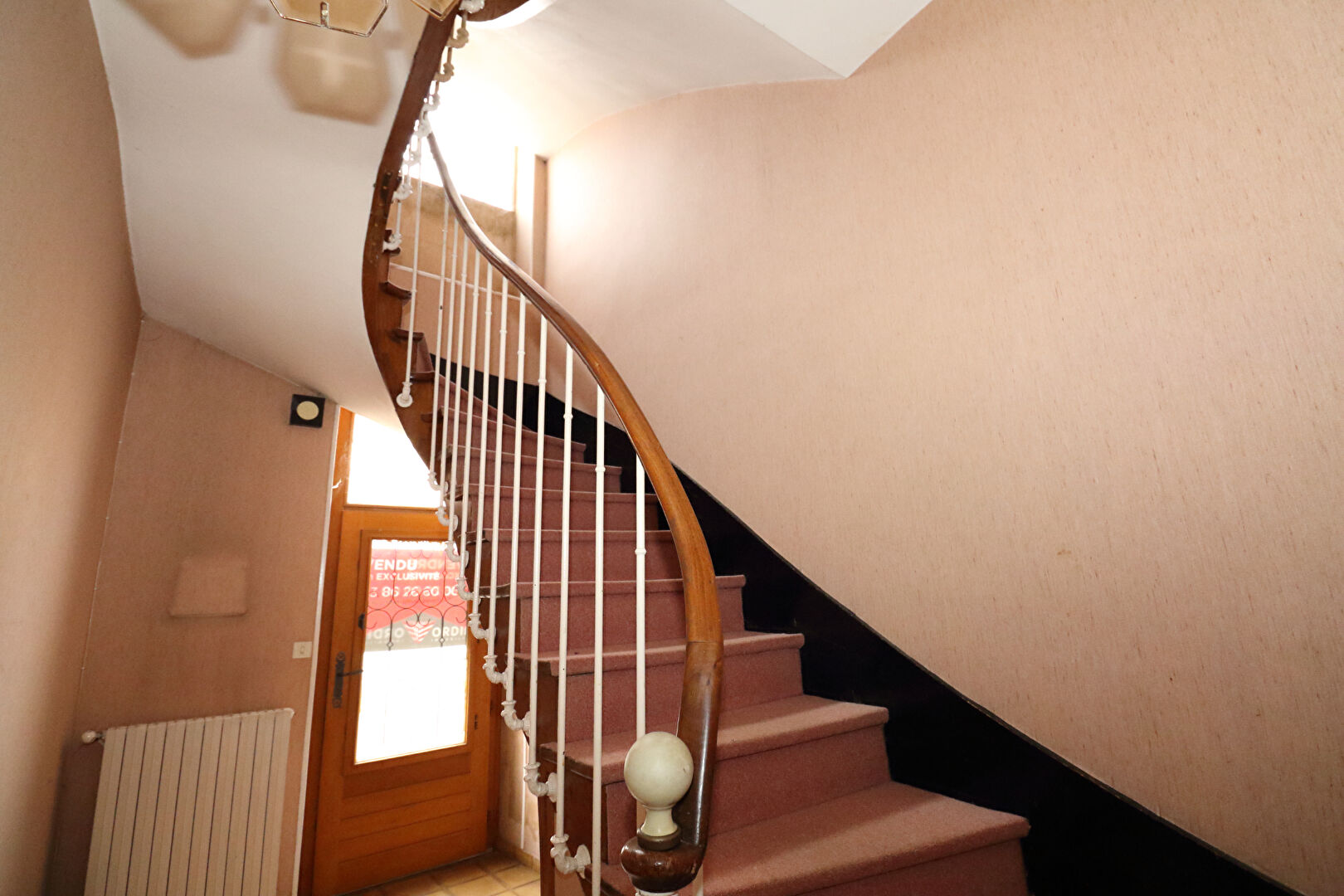 Photo COSNE CENTRE - Maison + appartement 150 m² - Garage -Terrain de 160 m². image 5/6