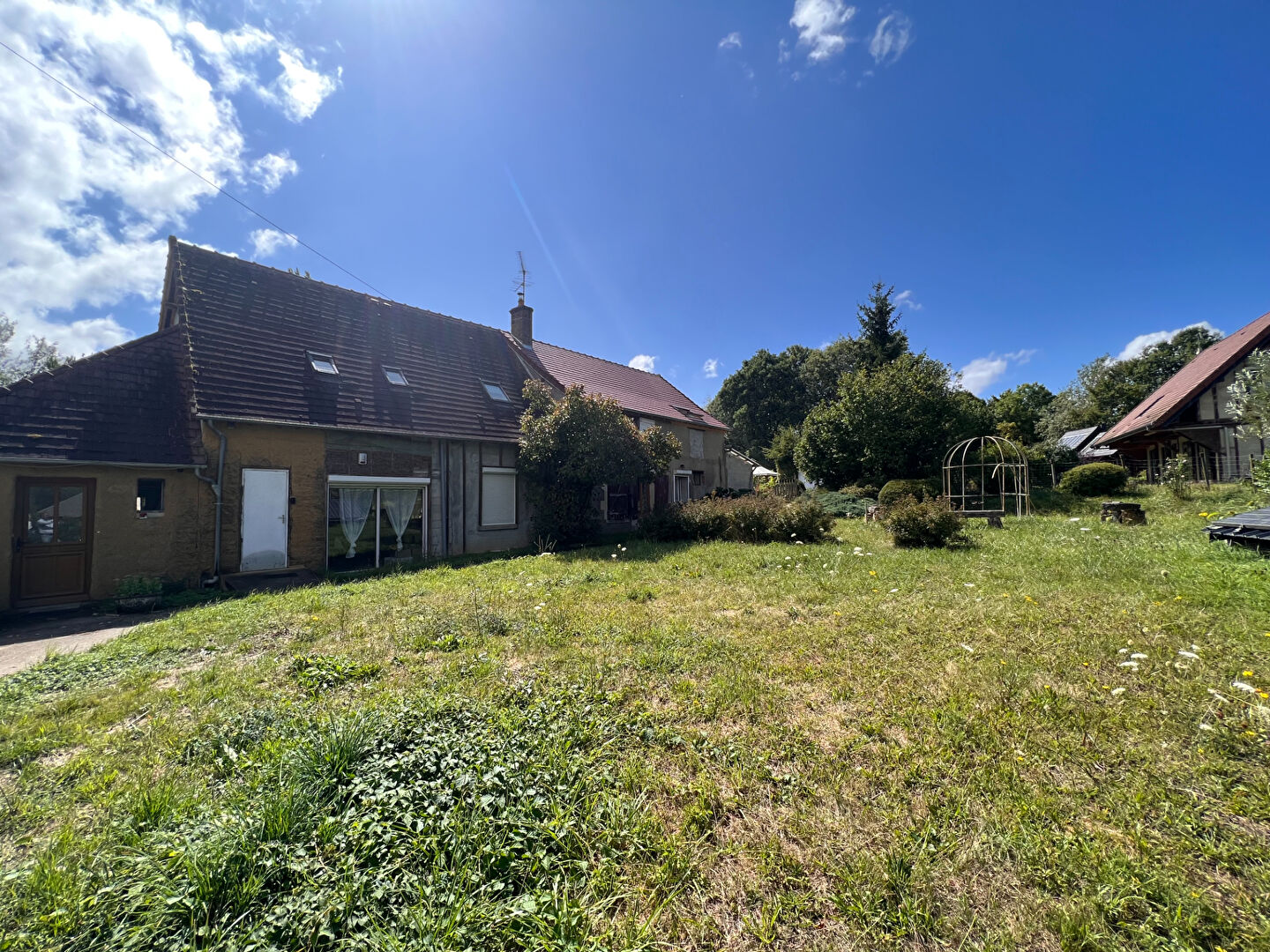 Photo Structure d'hébergement Saint Verain image 2/6